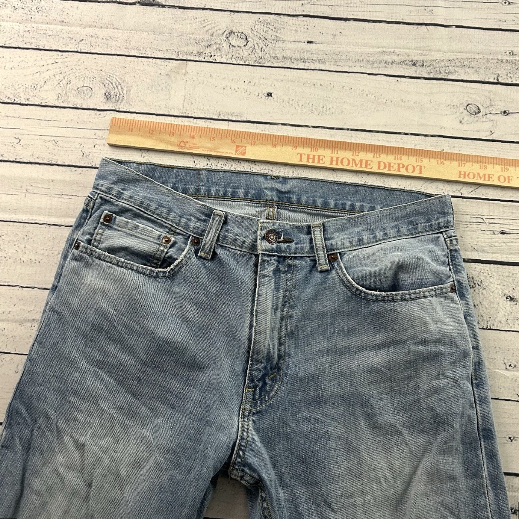Levi's Levi's 505 Light Wash Denim Jeans Blue 505 Men 33x34 Straight Denim Jeans Mens Jeans Blue 33 34 Straight Size US 33 - 3 Thumbnail