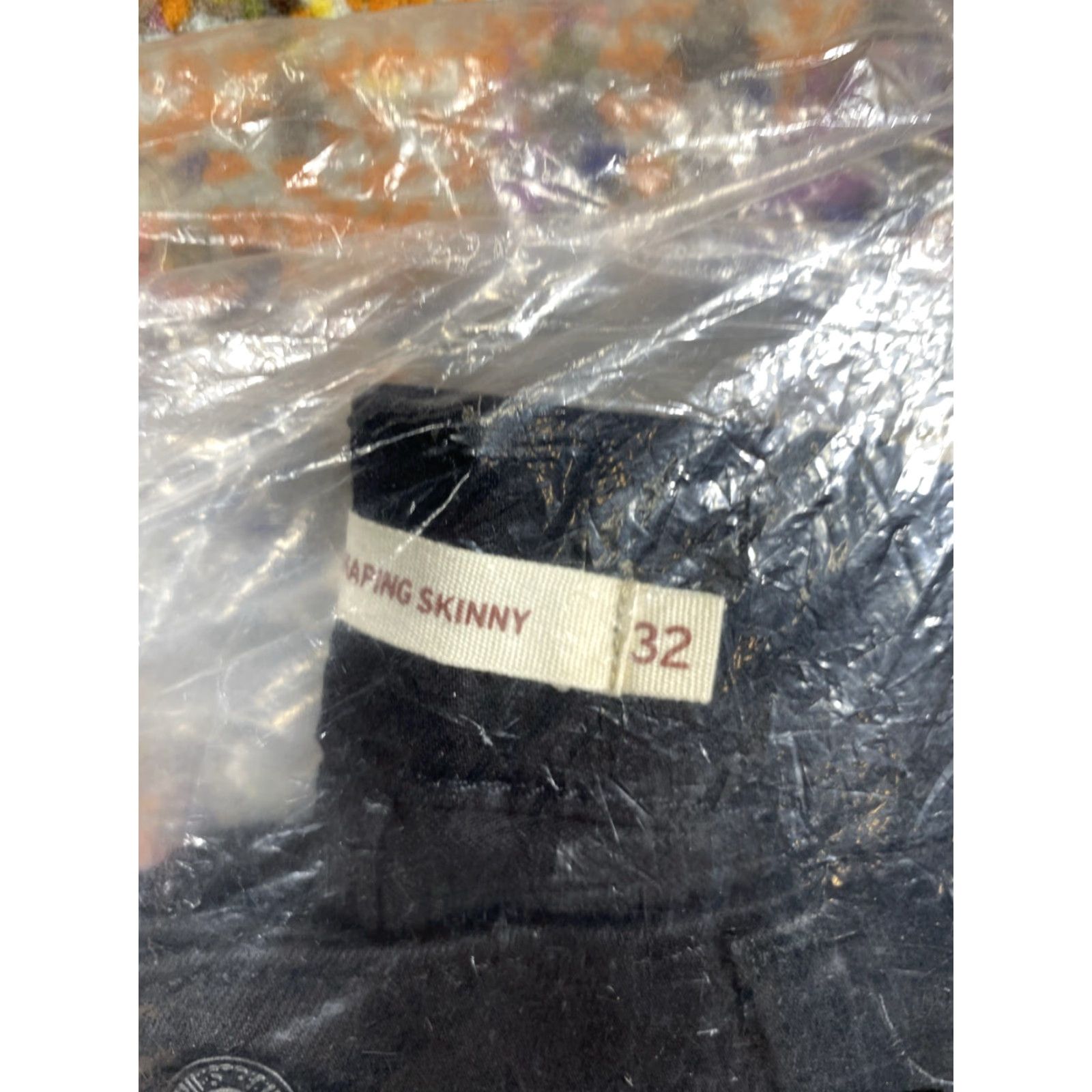 Levi's Levi's Women's 311 Shaping Skinny Jeans Black 14 Short 32x28 Regular Size 14 Short Shaping Jeans Womens Size 24" / US 00 / IT 34 - 4 Thumbnail