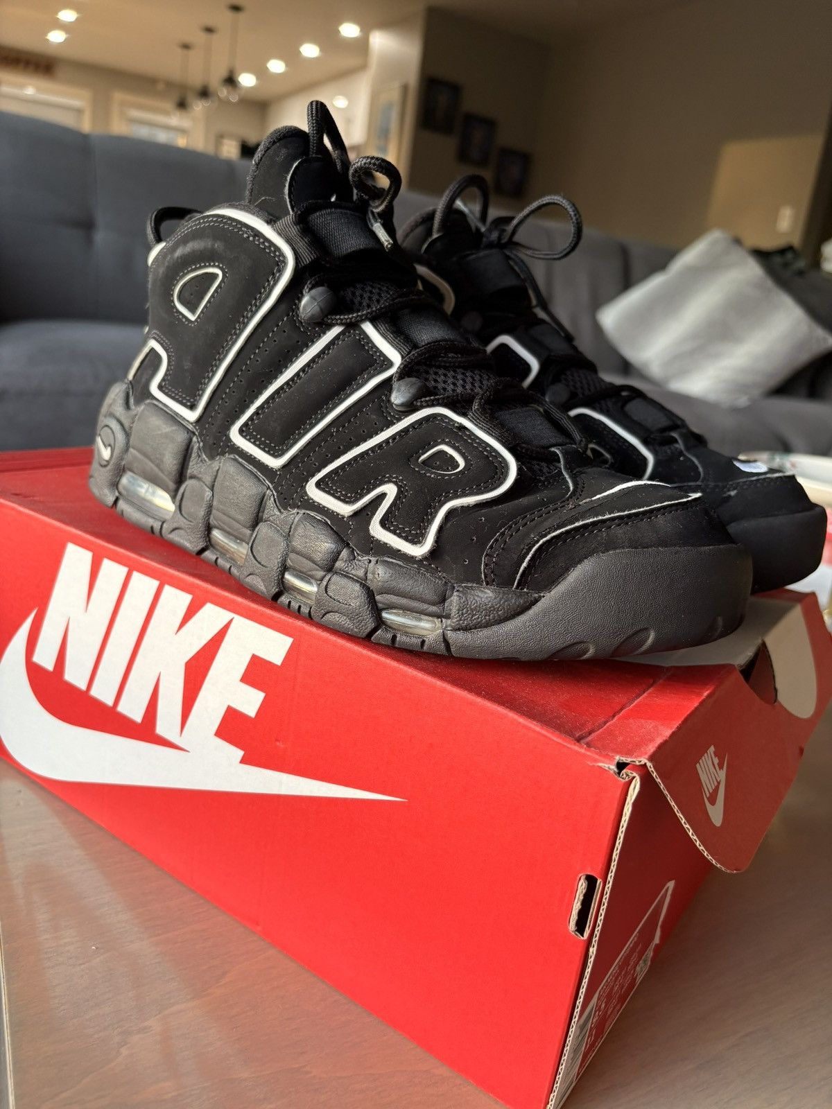 Nike Nike Uptempo OG Black Scotty Pippen Size 9.5 Size US 9.5 / EU 42-43 - 2 Thumbnail