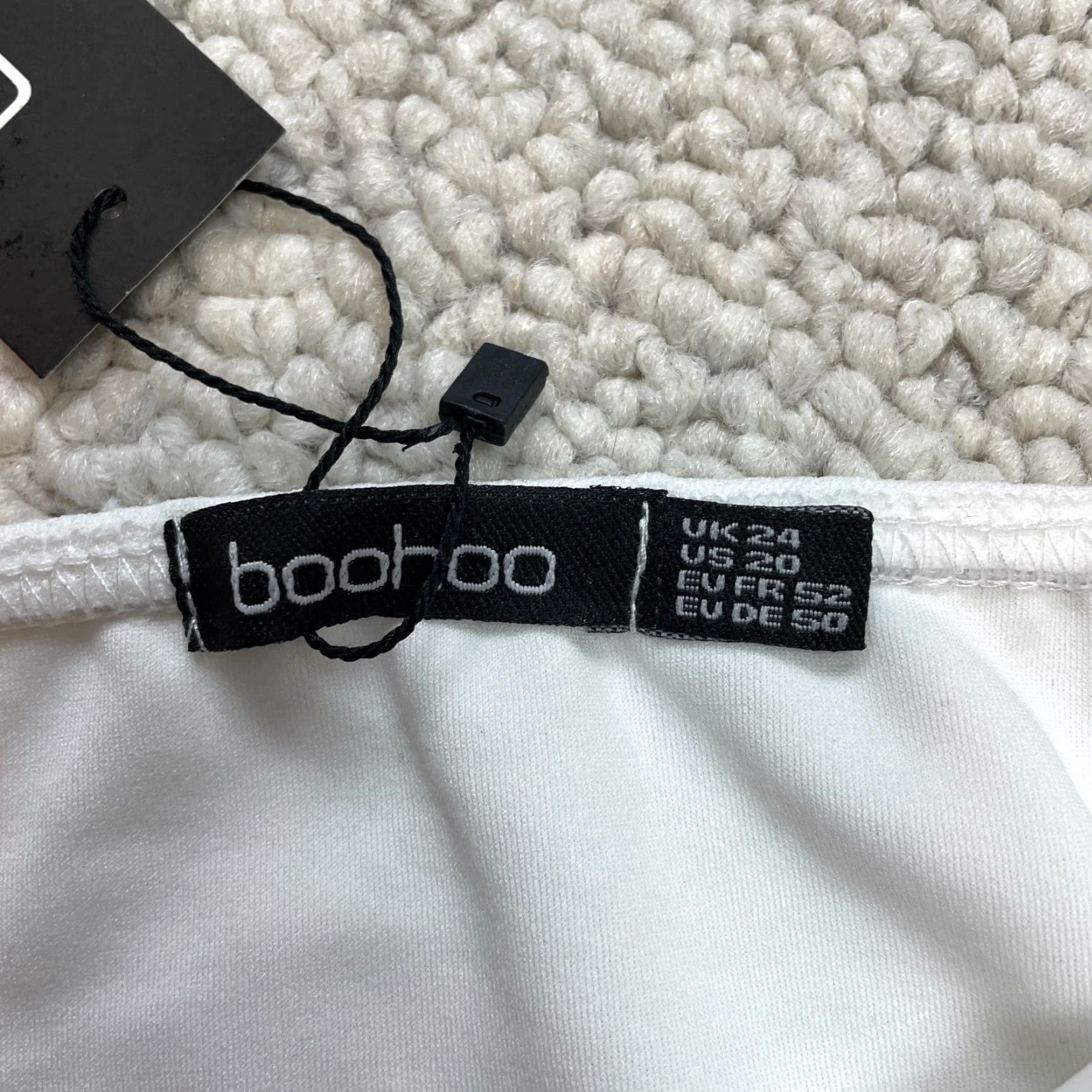 Boohoo Boohoo White Tank Womens Plus 20 Strapless Ruched Bandeau Tube Top NWT Casual Shirt Size 3XL / US 20-22 - 7 Thumbnail