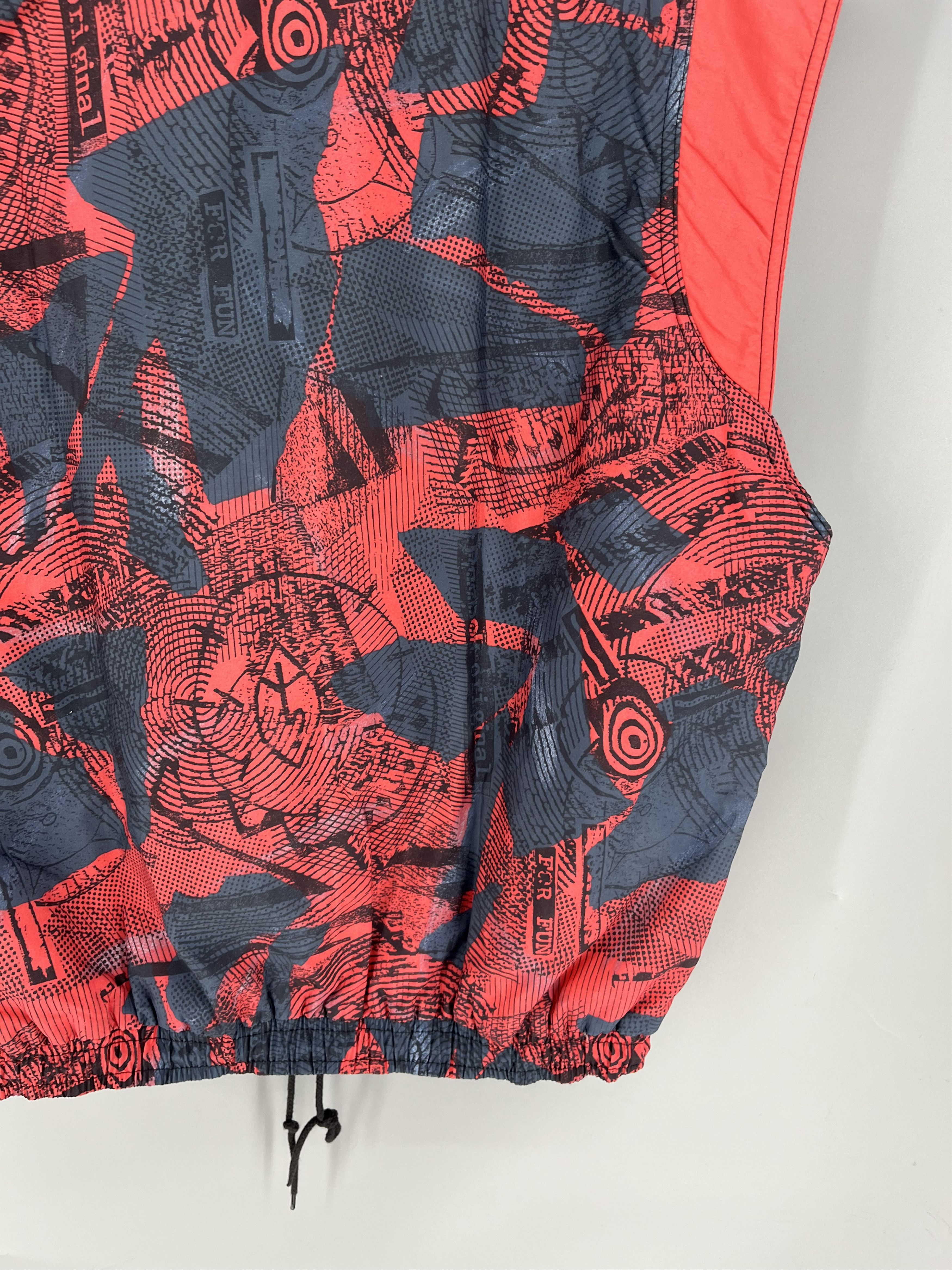 Reebok Vintage 90s Reebok Vest Mens M Neon Graphic Print Full Zip Size US M / EU 48-50 / 2 - 12 Thumbnail