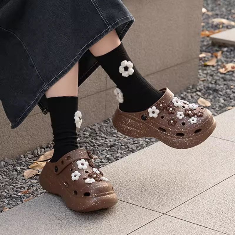 Japanese Brand Flowers Decor Chunky Sandals Size US 6 / IT 36 - 2 Thumbnail