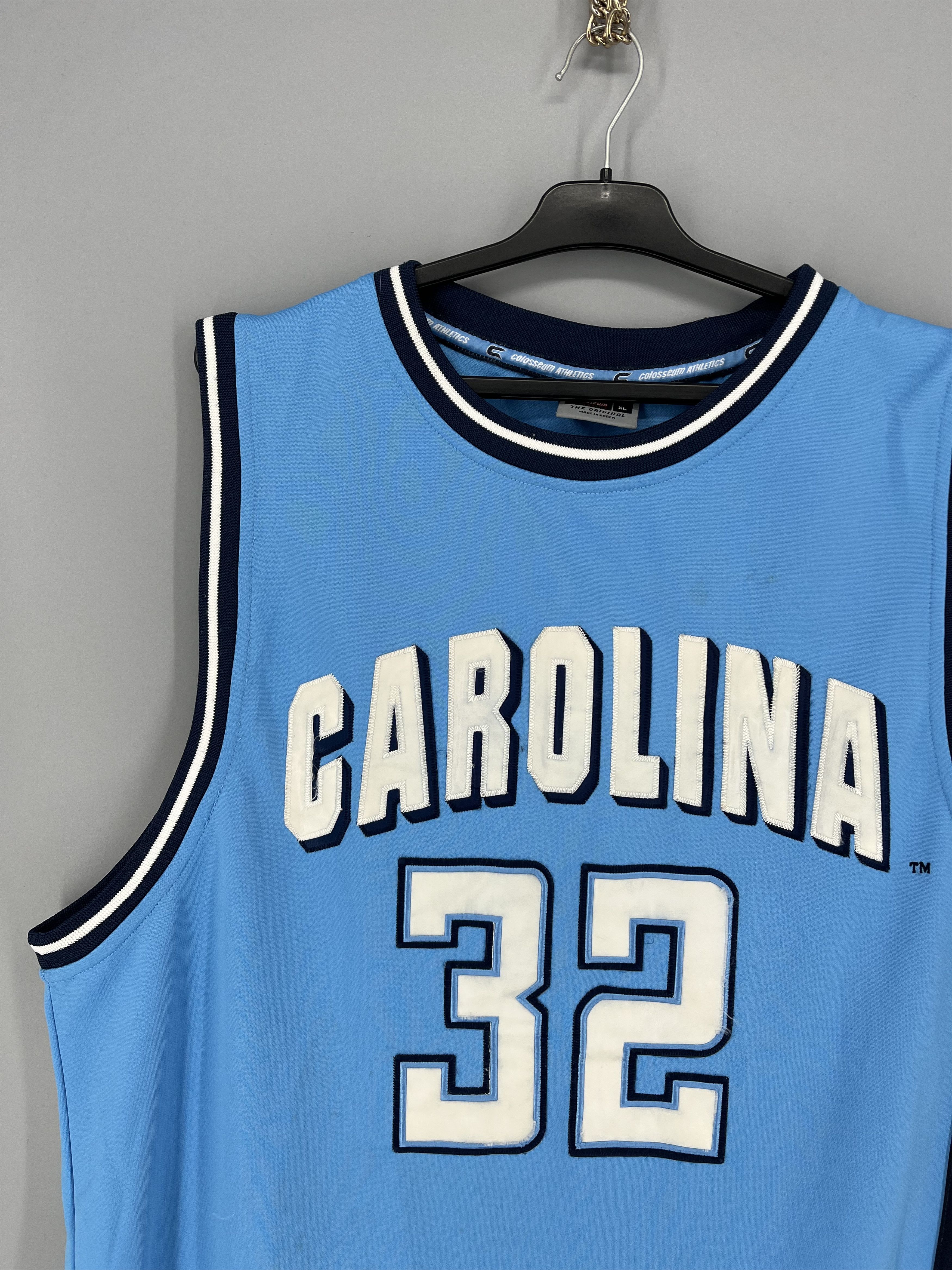 Vintage North Carolina Tar Heels #32 NCAA Victorious Classics Jersey Size US XL / EU 56 / 4 - 4 Thumbnail