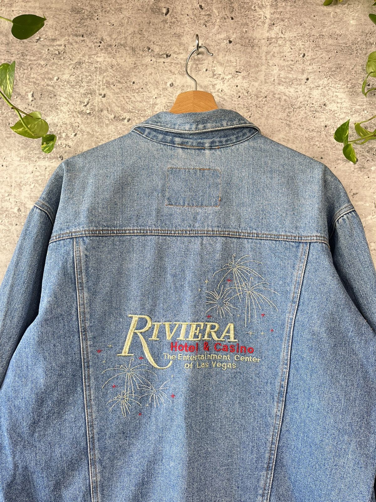 Vintage Las Vegas Riviera Casino Emroidered Denim Jacket M Size US M / EU 48-50 / 2 - 9 Thumbnail