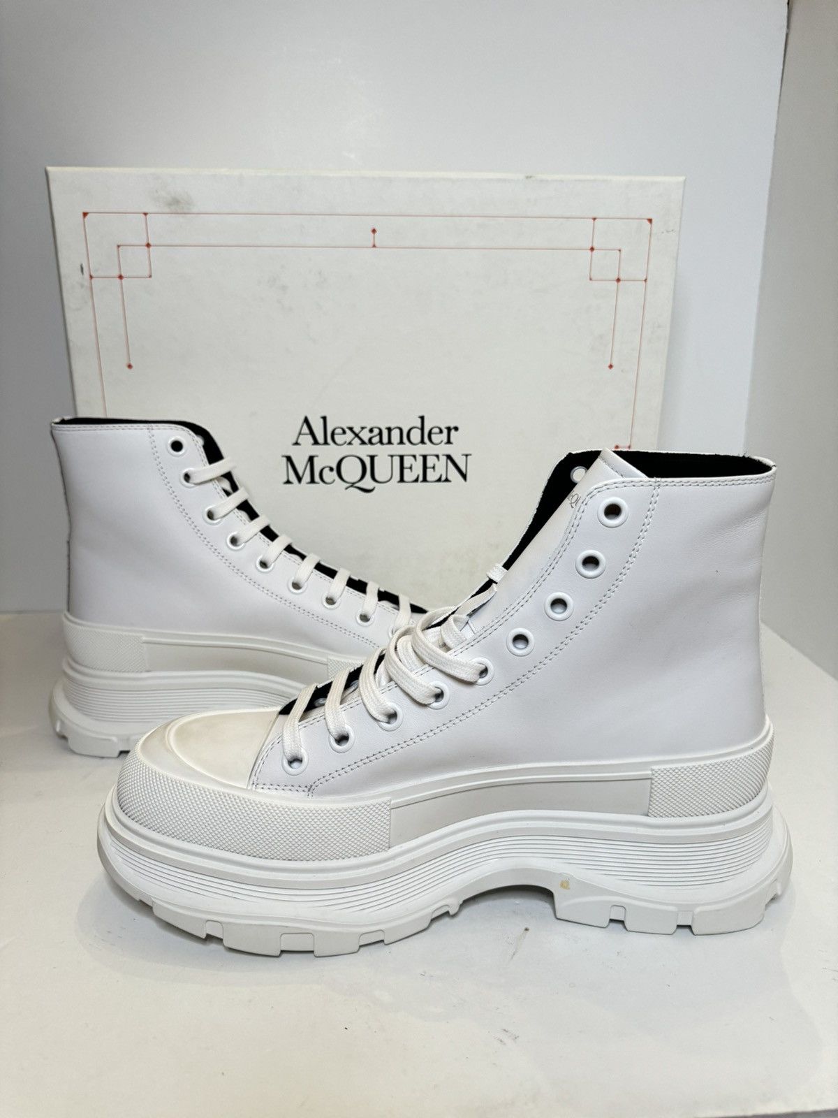 Alexander McQueen Alexander McQueen Men's White Graffiti Tread Slick Sneaker Size US 10 / EU 43 - 3 Thumbnail