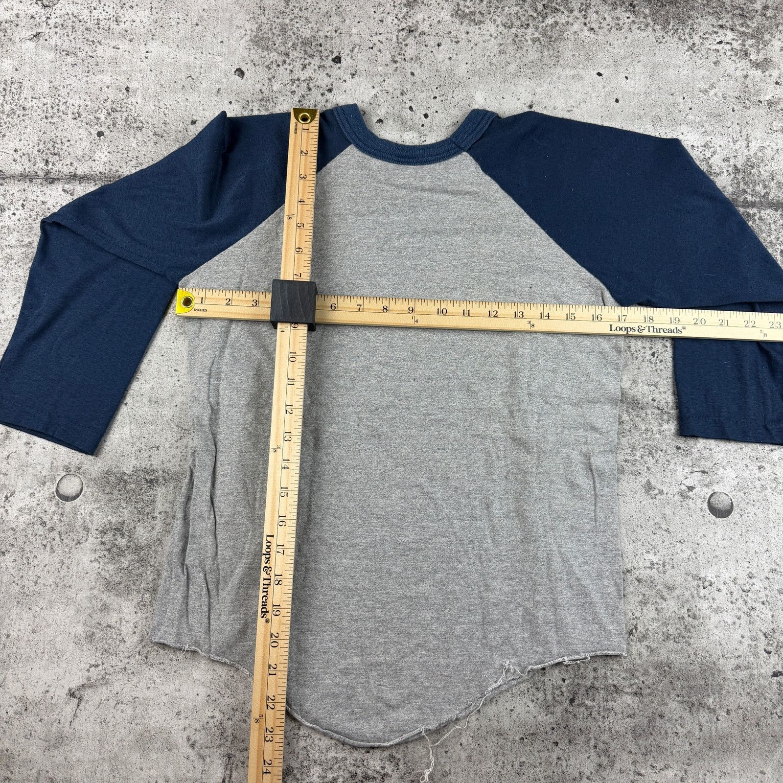 Band Tees × Velva Sheen Vintage Molly Hatchet Raglan Shirt 79-80 World Tour Size S Size US S / EU 44-46 / 1 - 6 Thumbnail
