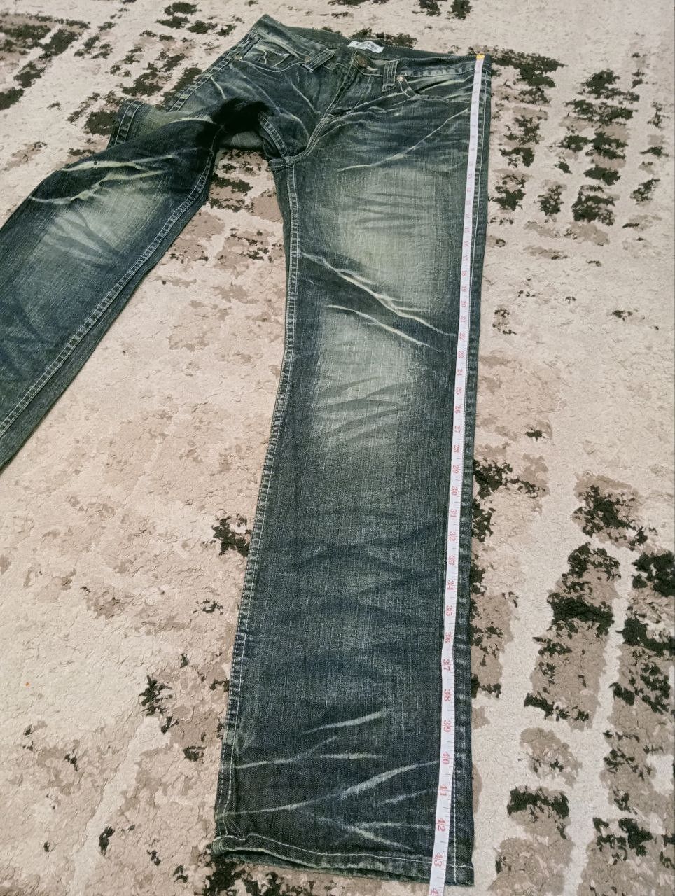 LOWBOX JAPANESE LOWBOX DISTRESSED LOOK JEANS Size US 33 - 16 Thumbnail