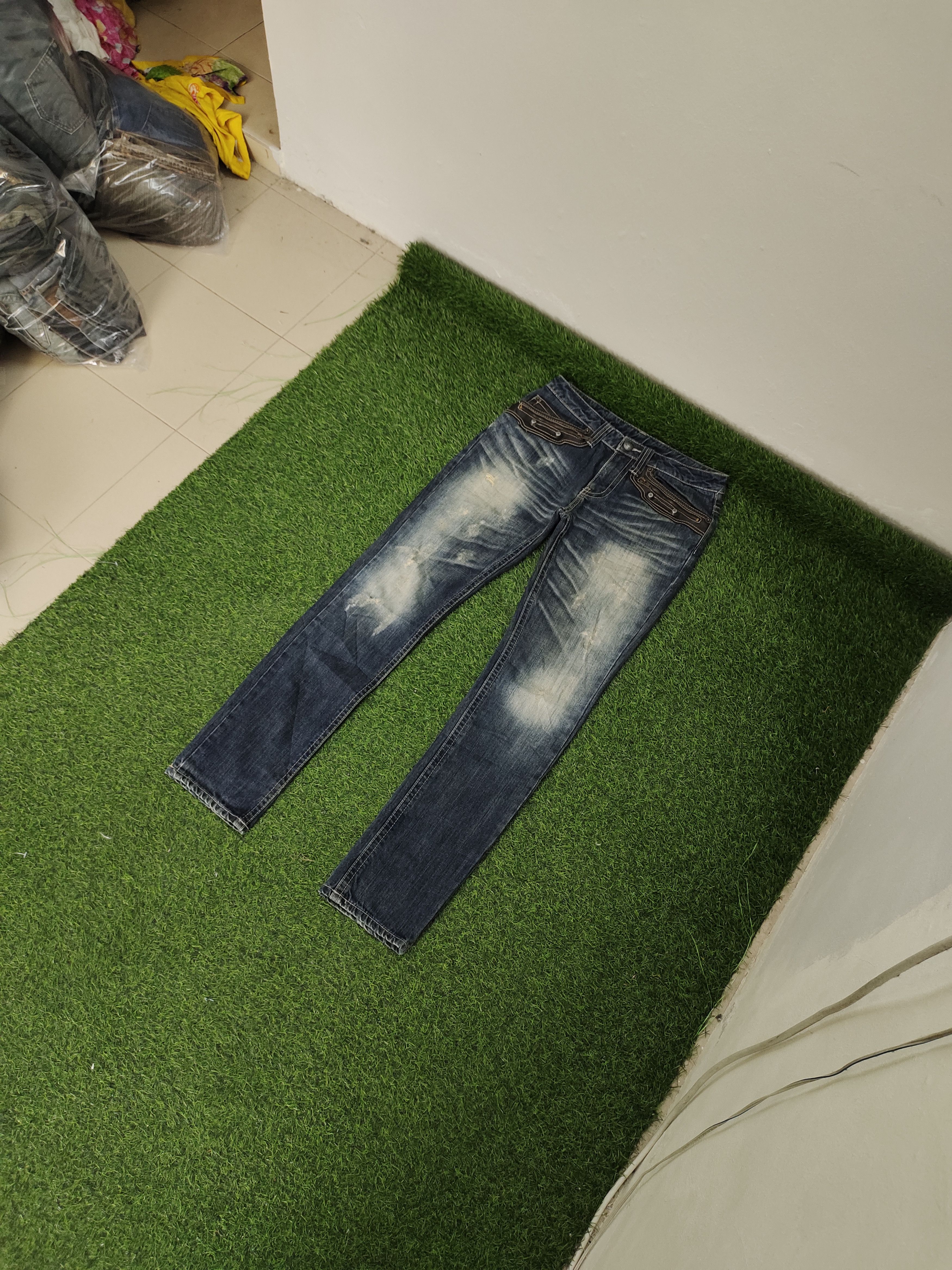 Japanese Brand Vintage Trimm Japan Leather Trim Clawmark Distress Jeans Size US 31 - 2 Thumbnail