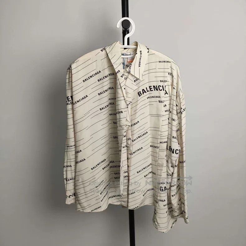 Balenciaga Balenciaga Silk Letter Shirt Size XS / US 0-2 / IT 36-38 - 1 Thumbnail