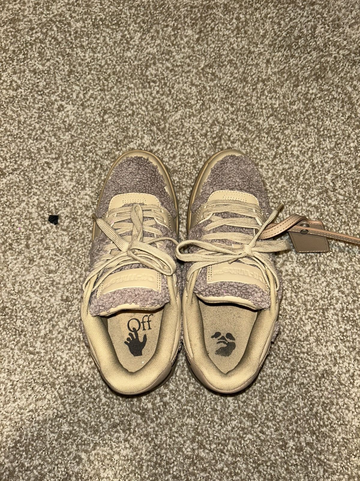 Off-White RARE Women’s out of office fur sneaker Size US 8.5 / IT 38.5 - 5 Thumbnail