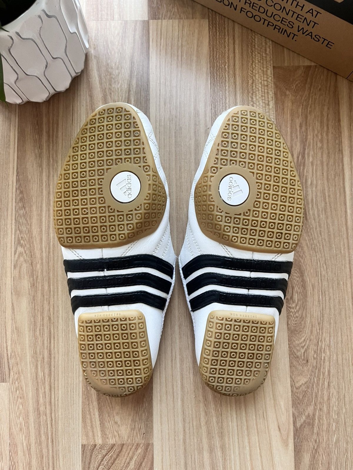 Adidas Adidas chentao white leather slides rare item y2k Size US 6 / EU 39 - 7 Thumbnail