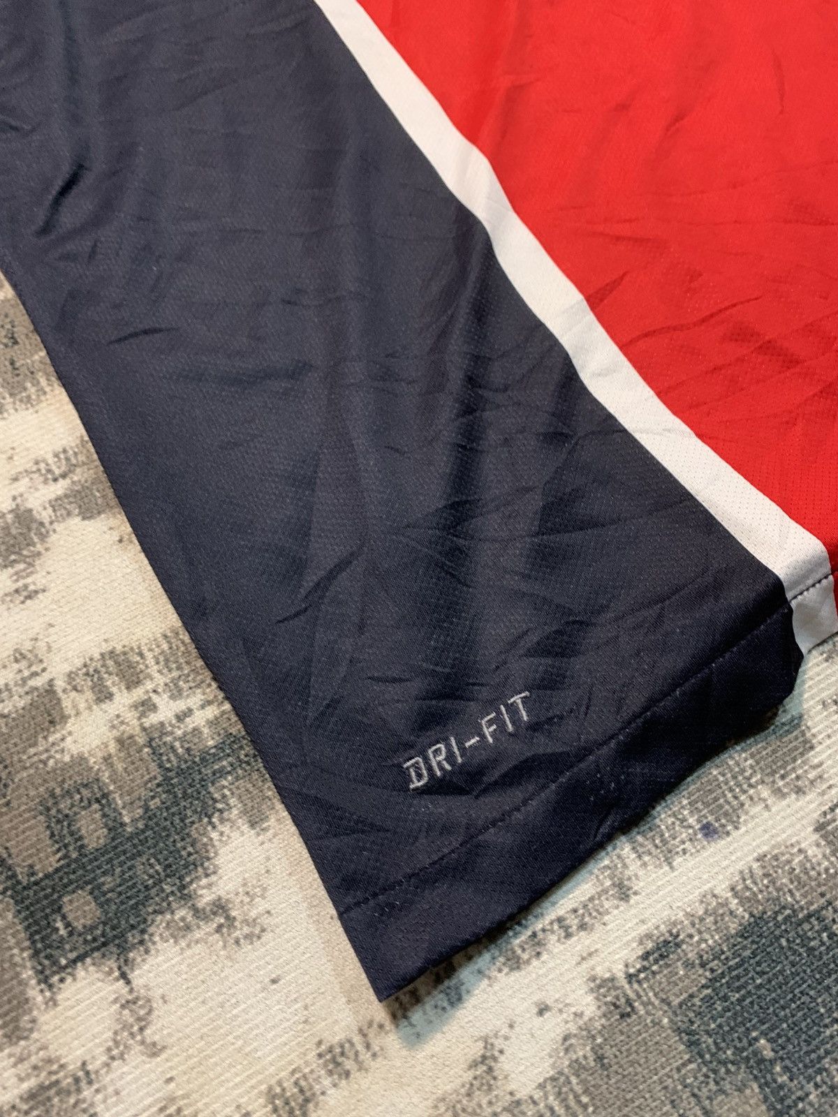 Nike PSG PARIS SAINT-GERMAIN 2011 2012 HOME JERSEY Size US L / EU 52-54 / 3 - 4 Thumbnail