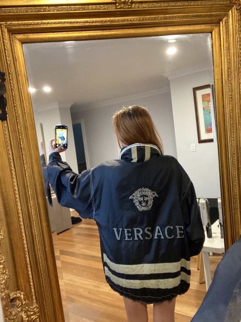 Versace Vintage Windbreaker Jacket Size US XL / EU 56 / 4 - 18 Thumbnail