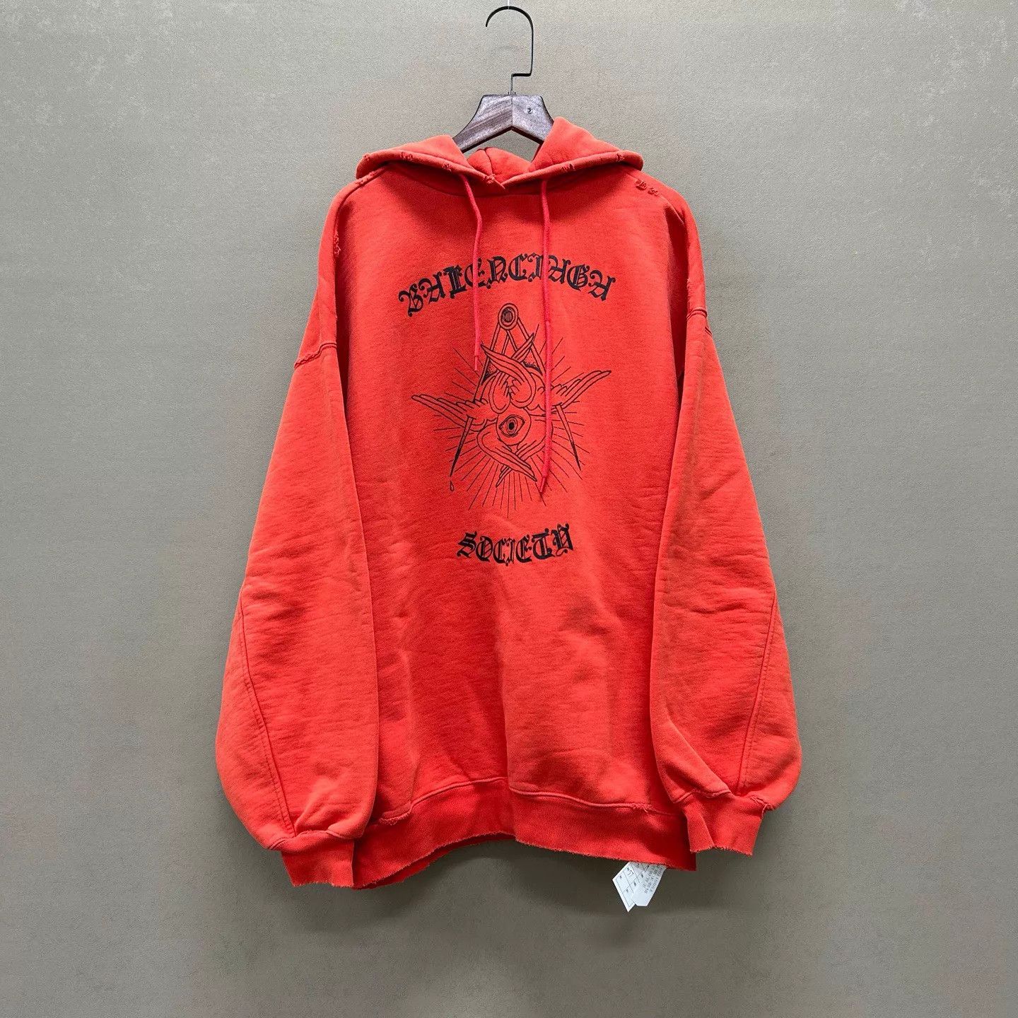 Balenciaga Balenciaga Sanskrit Destroyed Sweatshirt 99 New XS Size US XS / EU 42 / 0 - 1 Thumbnail