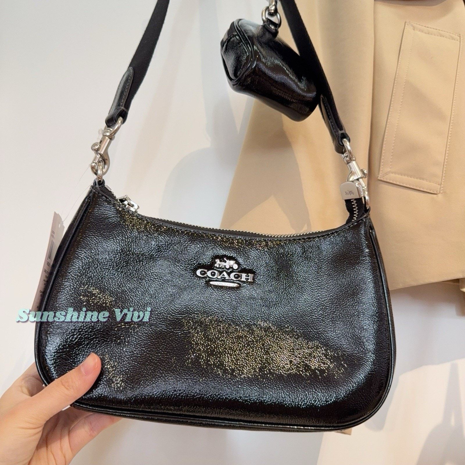 Coach NWT COACH Teri Shoulder Bag CCD78 Black Patent Leather Size ONE SIZE - 8 Thumbnail