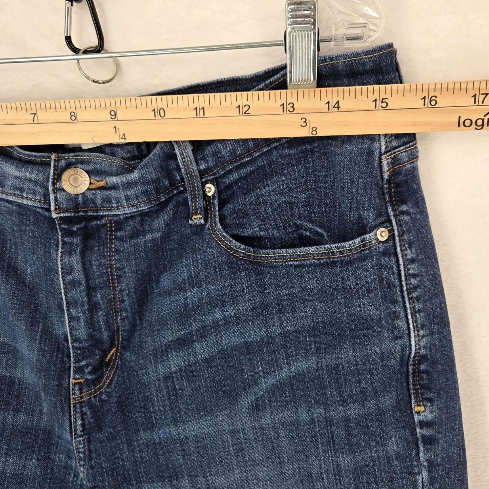Levi's VINTAGE? No. Levi's 515 Straight Jeans Womens 12L W31 L34 Dark Wash Stretch Denim Mid Rise Size 34" / US 12 / IT 48 - 5 Thumbnail