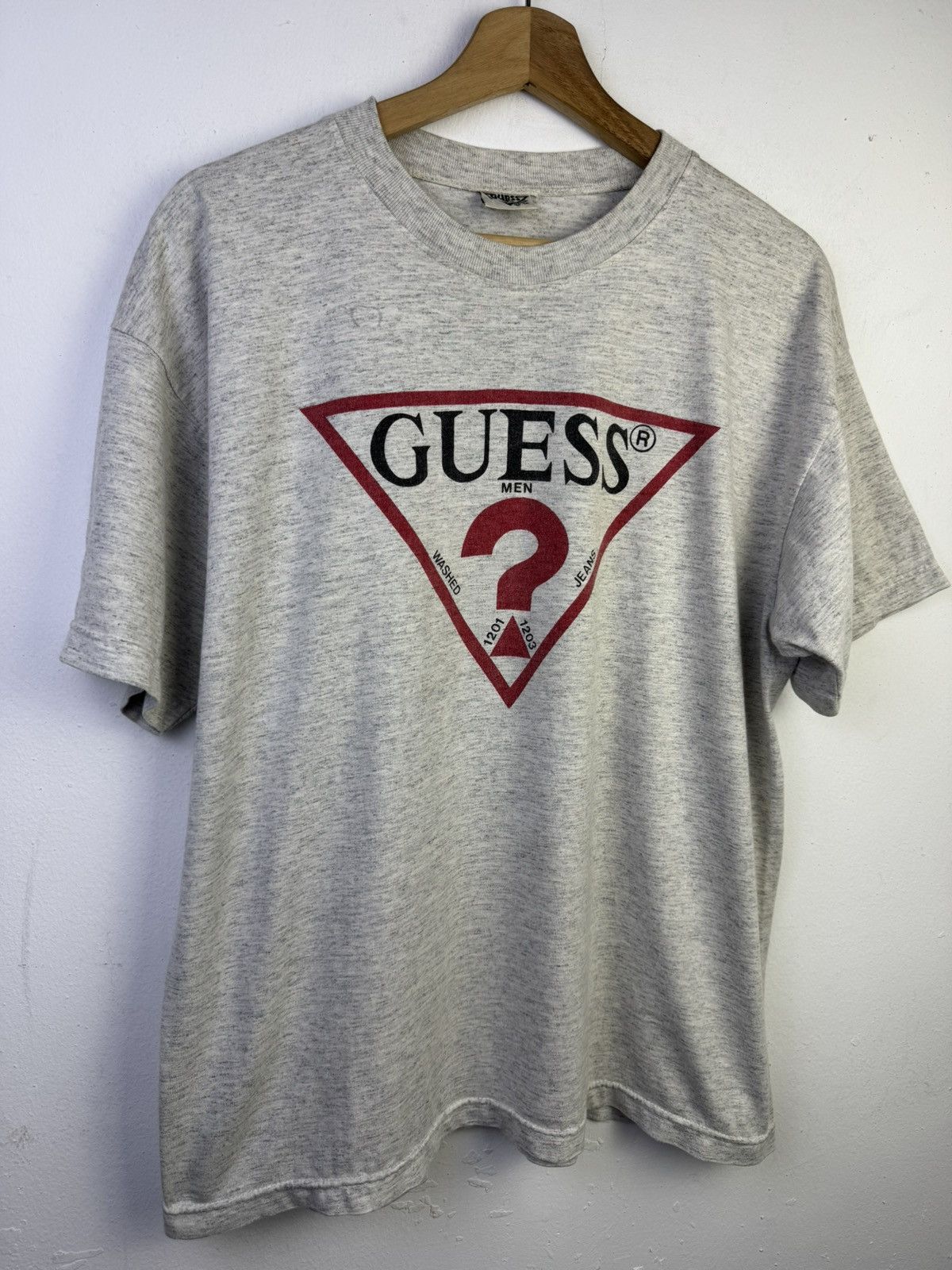 Guess vintage-style Guess Jeans men's logo T-shirt in grey Size US M / EU 48-50 / 2 - 2 Thumbnail