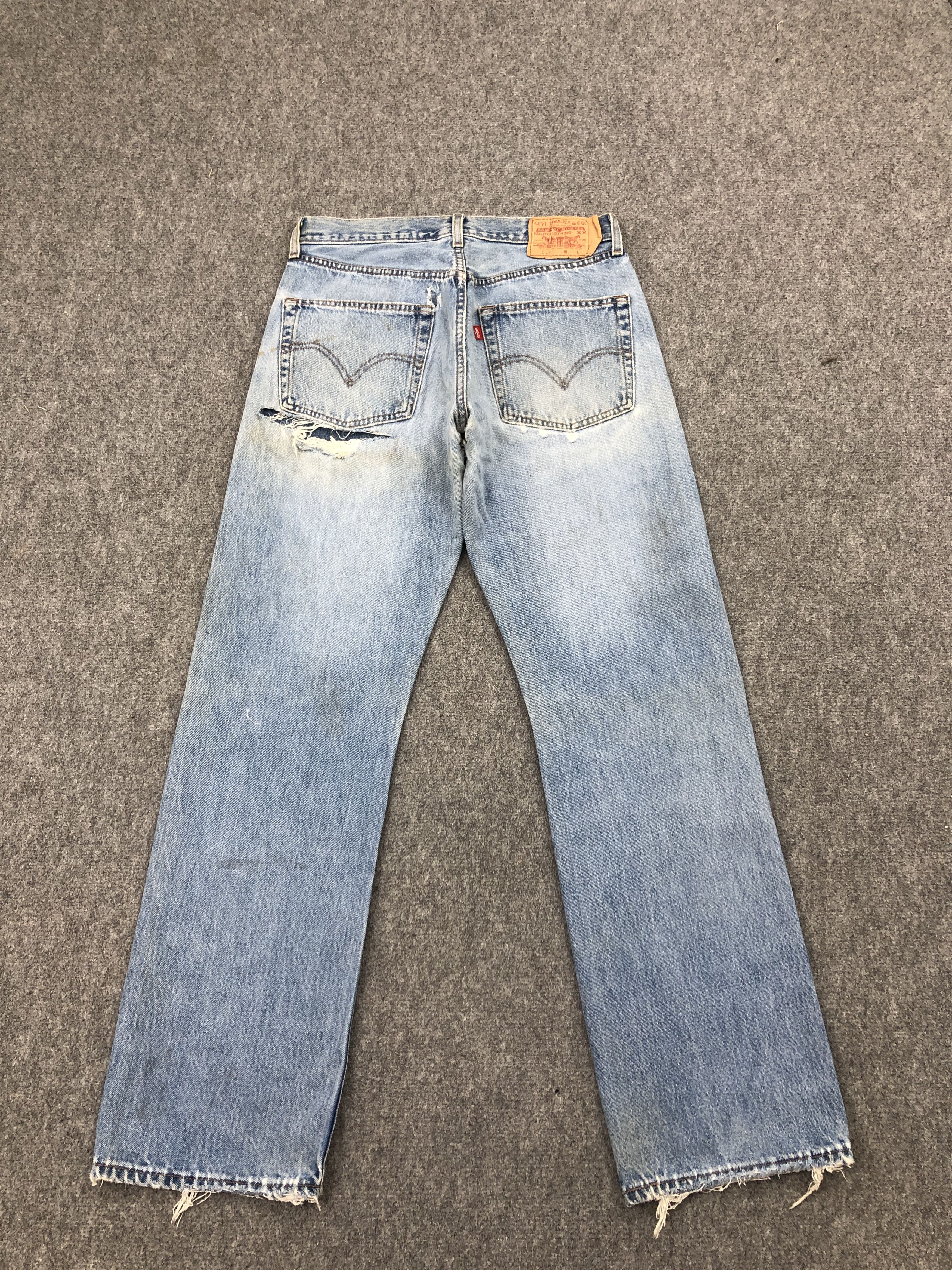 Levi's × Vintage Vintage 90s Levis 501 Light Blue Washed Jeans Size US 28 / EU 44 - 12 Thumbnail