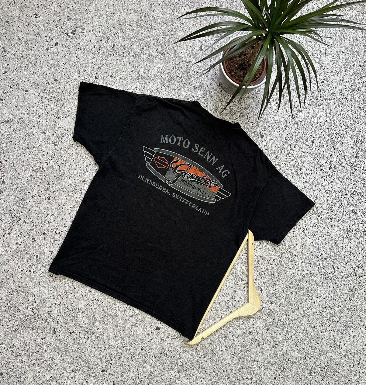 Band Tees × Harley Davidson × Vintage Vintage 2012 Harley Davidson Moto Senn AG Retro T-Shirt Size US XL / EU 56 / 4 - 2 Thumbnail