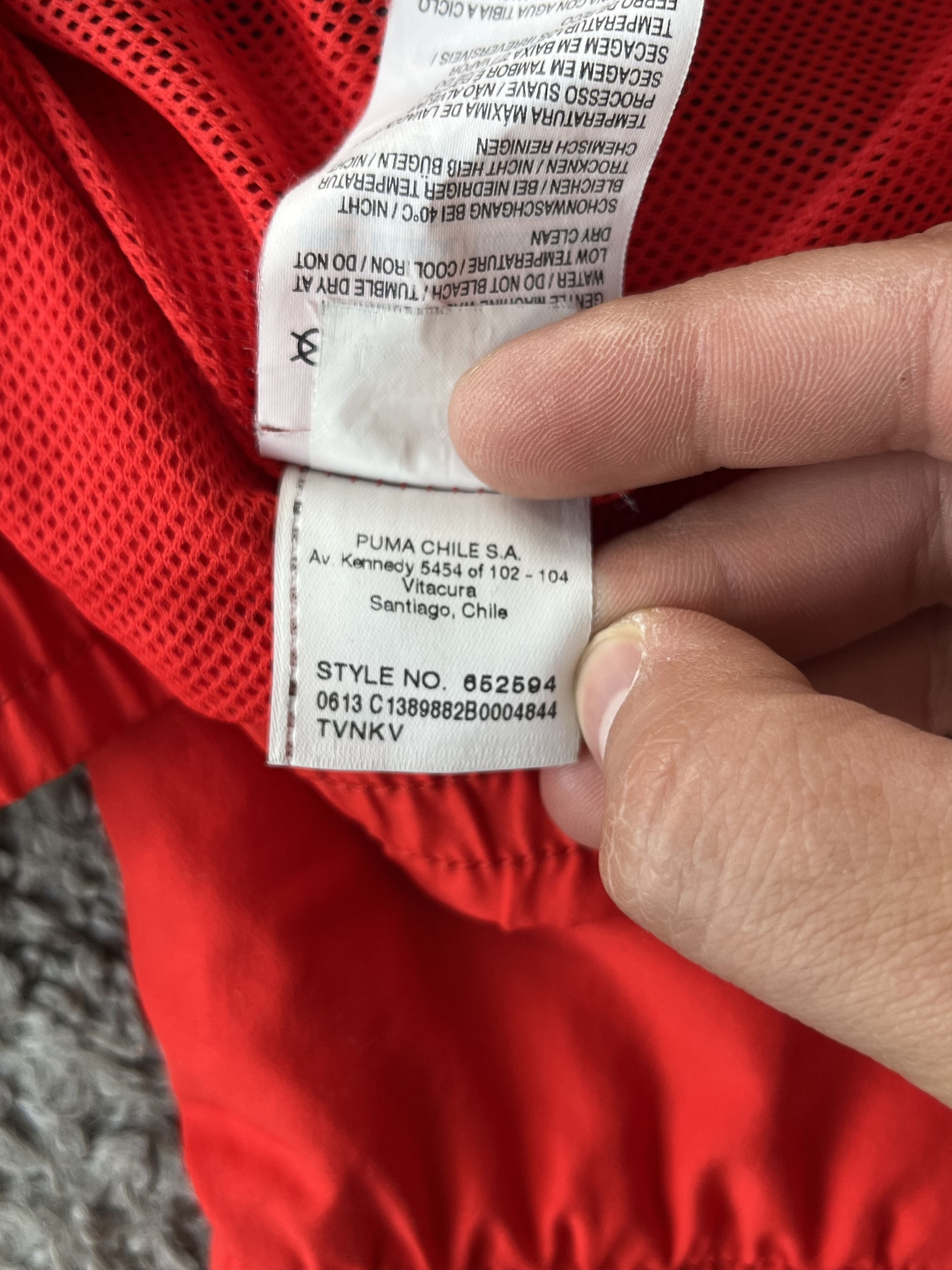 Puma PUMA x CHILE National Team Vintage Sportwear Nylon Jacket Size US M / EU 48-50 / 2 - 10 Thumbnail