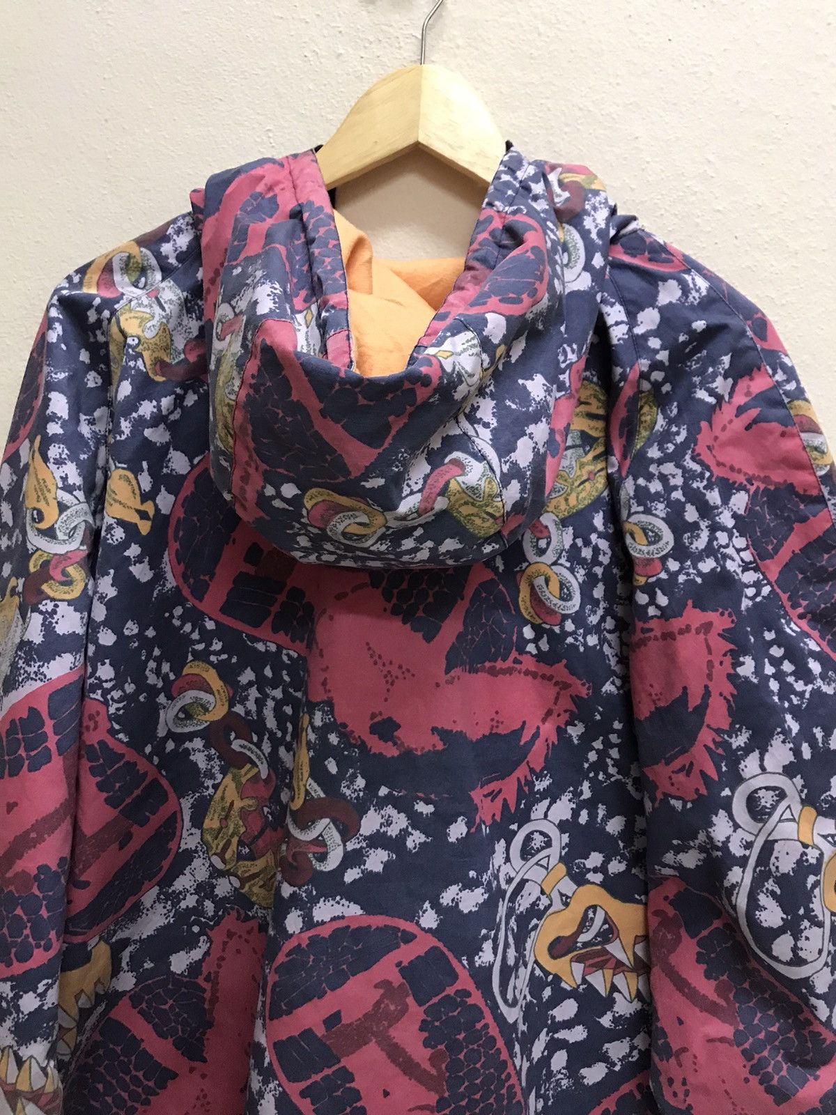 Vintage Vintage Chiemsee Windsurfing Native Pullover Jacket Hoodie Size US XL / EU 56 / 4 - 6 Thumbnail