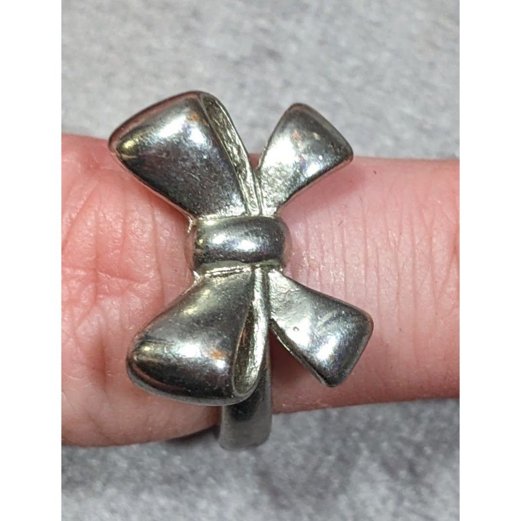 Other Vintage Coquette Silver Tone Bow Ring Size 7 1/2 Size ONE SIZE - 8 Thumbnail