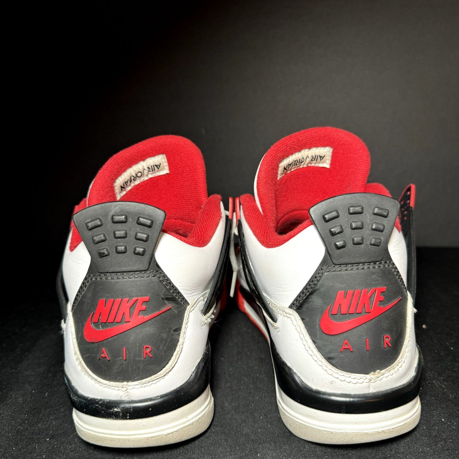 Jordan Brand × Nike Size 5.5 - Nike Air Jordan 4 Retro OG GS Fire Red 2020 Size US 5.5 / EU 38 - 5 Thumbnail