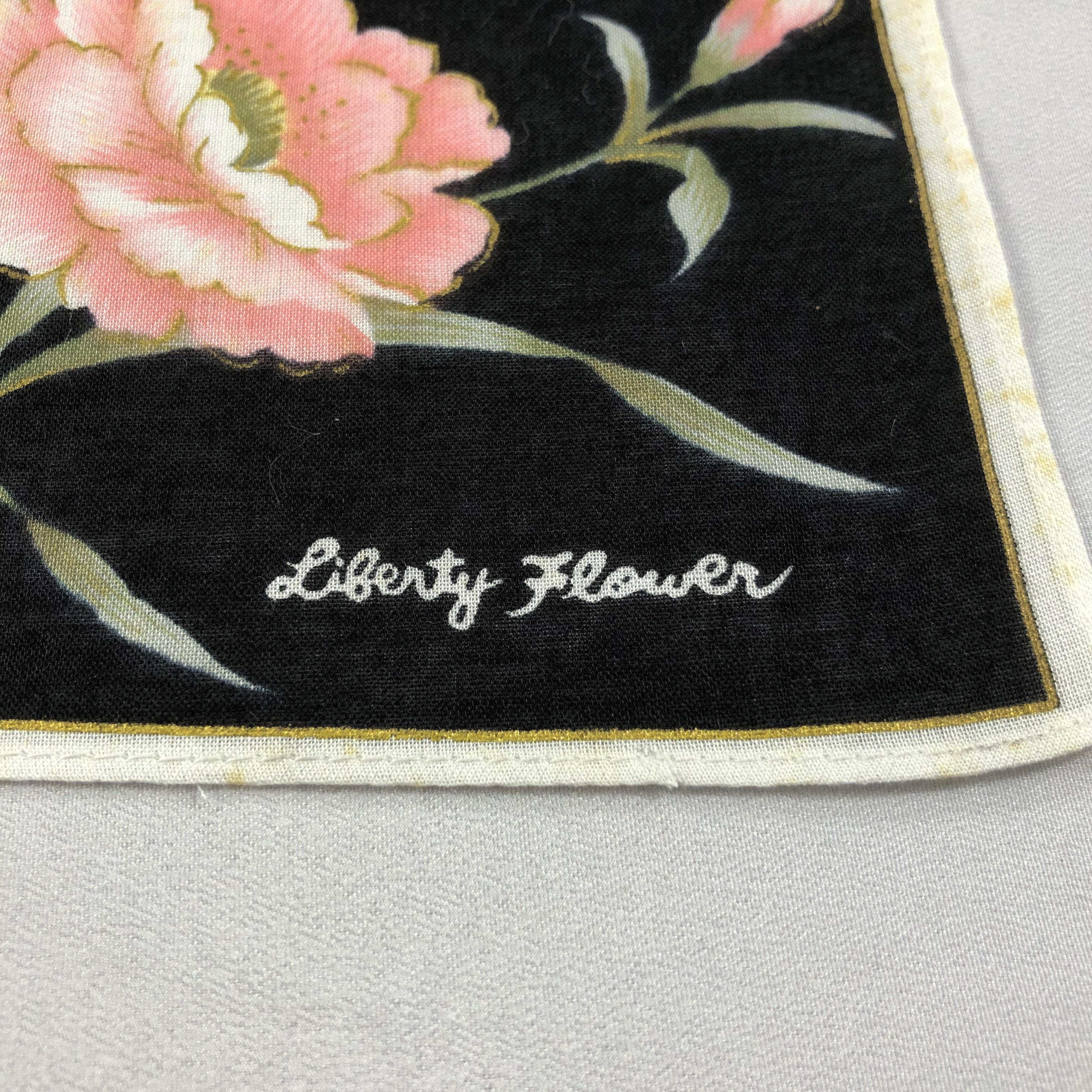 Japanese Brand Liberty Flower Handkerchief Neckerchief Bandana H1472 Size ONE SIZE - 4 Thumbnail