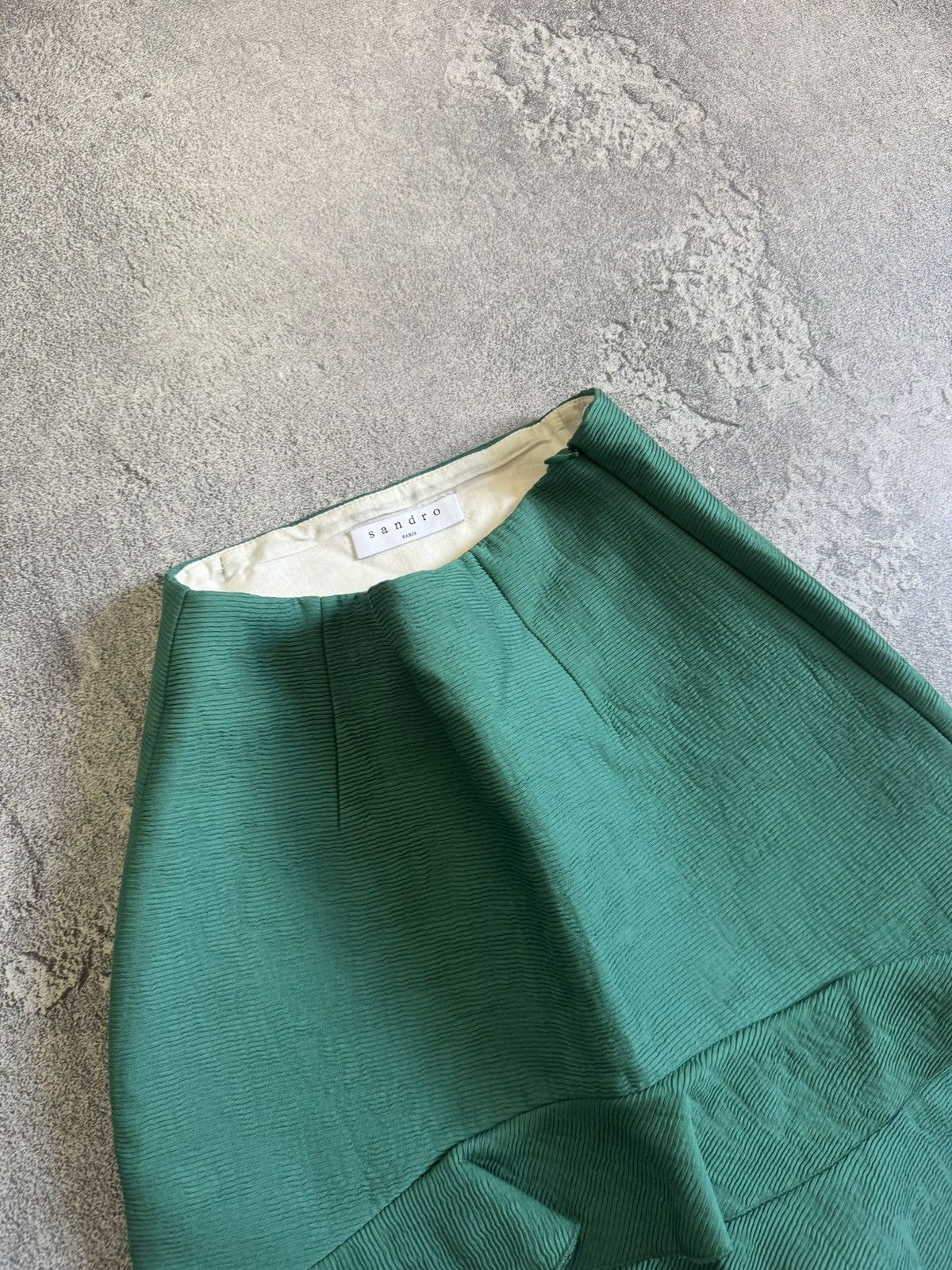 Sandro Sandro 1/size viscose ruffle mini skirt casual old money Size 25" / US 0 / IT 36 - 2 Thumbnail