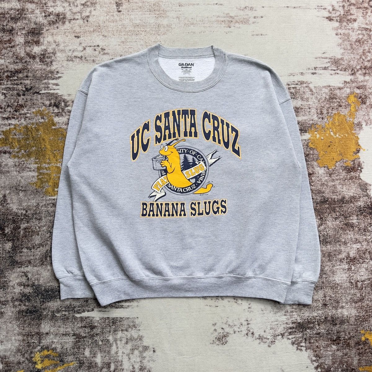 Gildan VINTAGE PULP FICTION UC SANTA CRUZ SLUGS SWEATSHIRT Size US XL / EU 56 / 4 - 3 Thumbnail