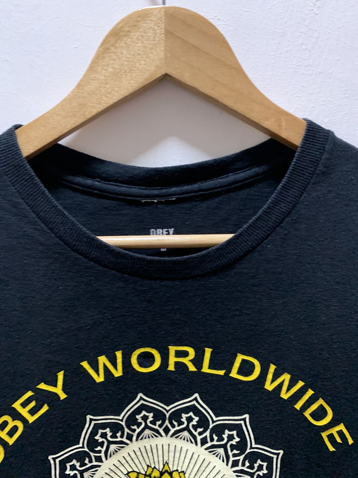 Obey Obey Worldwide Medium Size Size US M / EU 48-50 / 2 - 3 Thumbnail