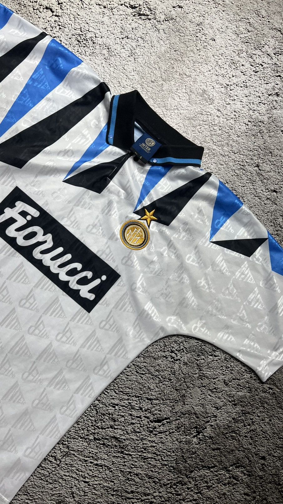 Other 1992 Inter Milan vintage official merchandise jersey Size US S / EU 44-46 / 1 - 2 Thumbnail