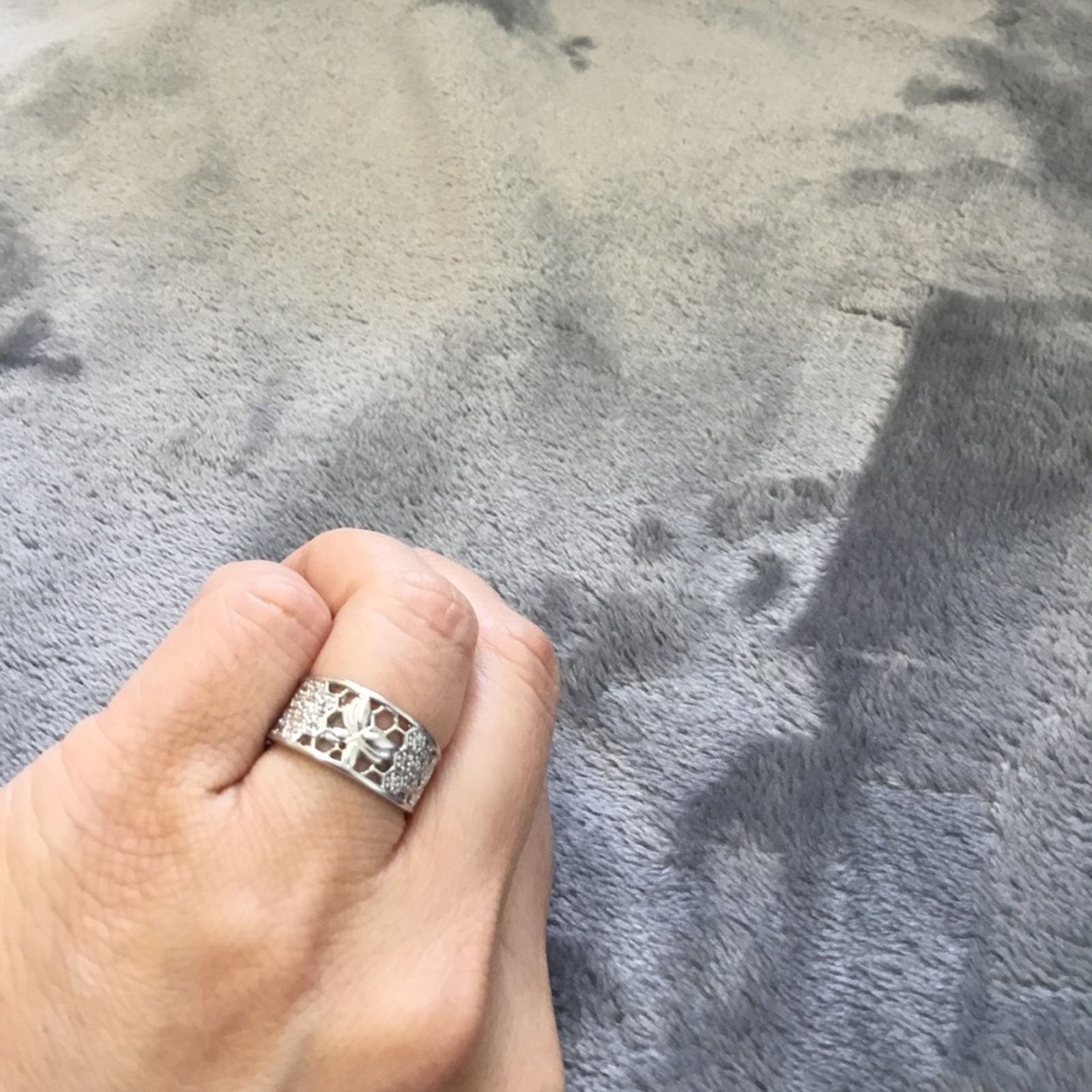 Other Sterling Silver Honeycomb Bee Crystals Ring Size ONE SIZE - 7 Thumbnail