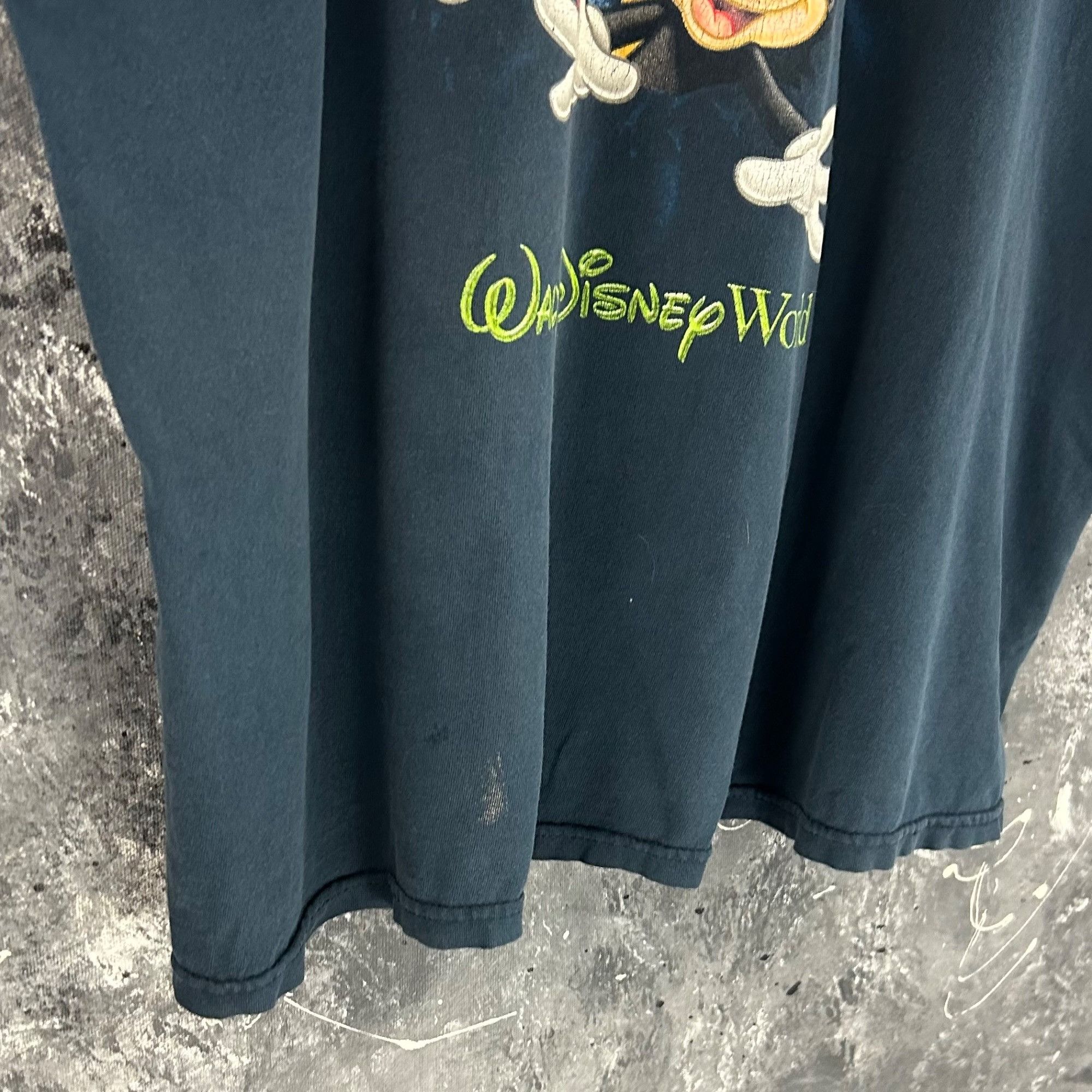 Disney Vintage 1990’s Disney Mickey Mouse shirt Size US XL / EU 56 / 4 - 6 Thumbnail
