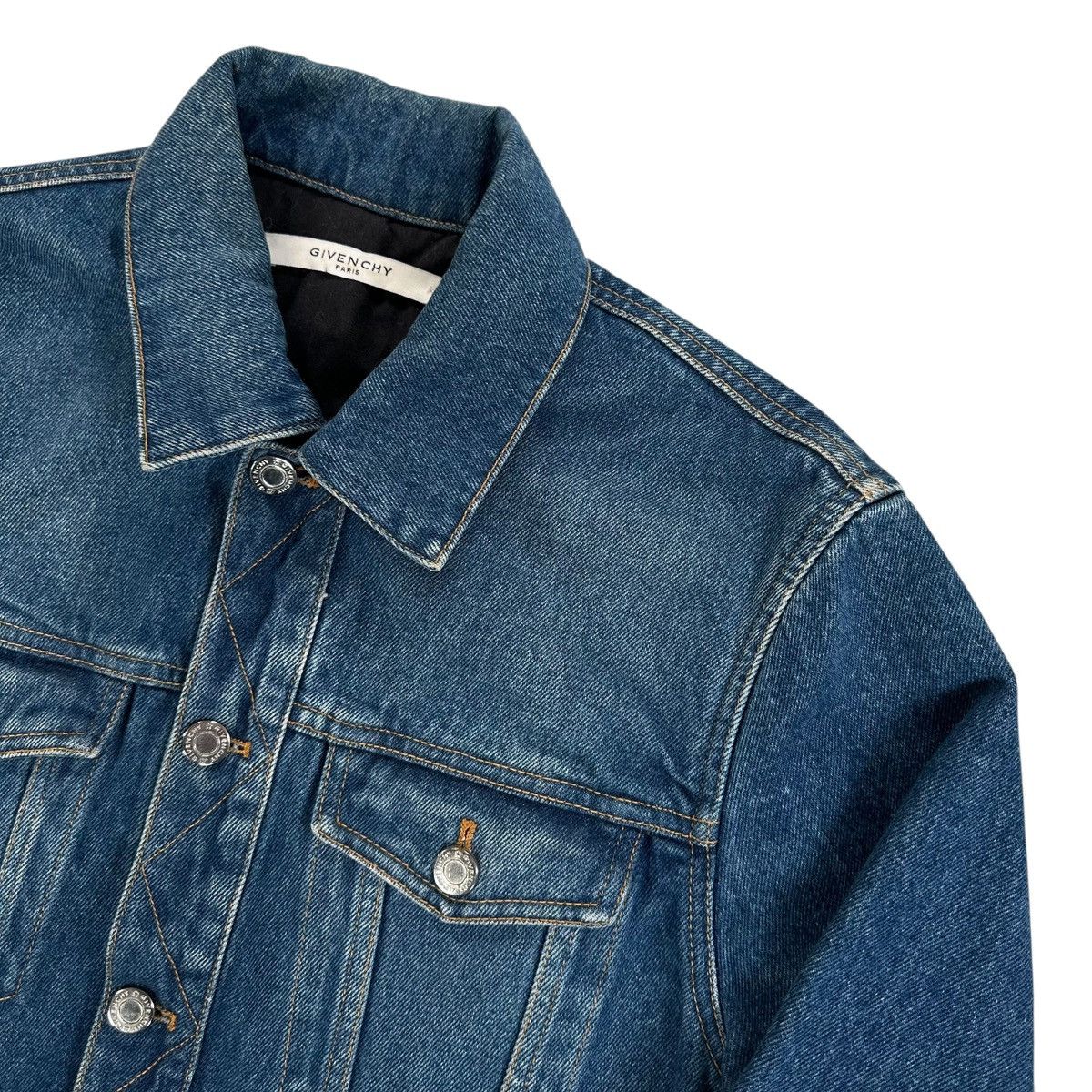 Givenchy Givenchy Size S Denim Jacket Blue Back Logo Red Print Size US S / EU 44-46 / 1 - 8 Thumbnail