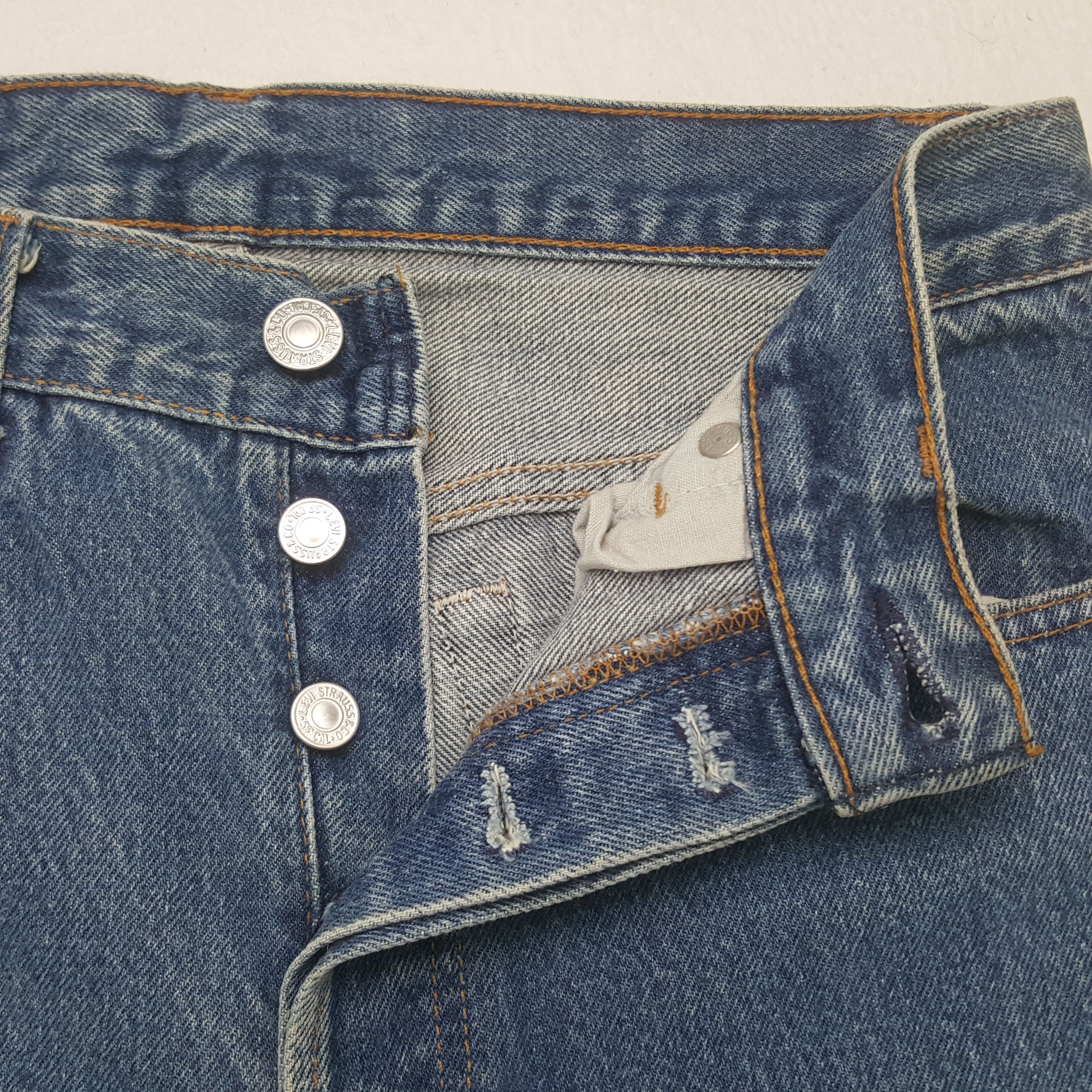 Levi's Vintage Clothing Vintage Levi's 501 USA Denim Jeans Size US 28 / EU 44 - 13 Thumbnail
