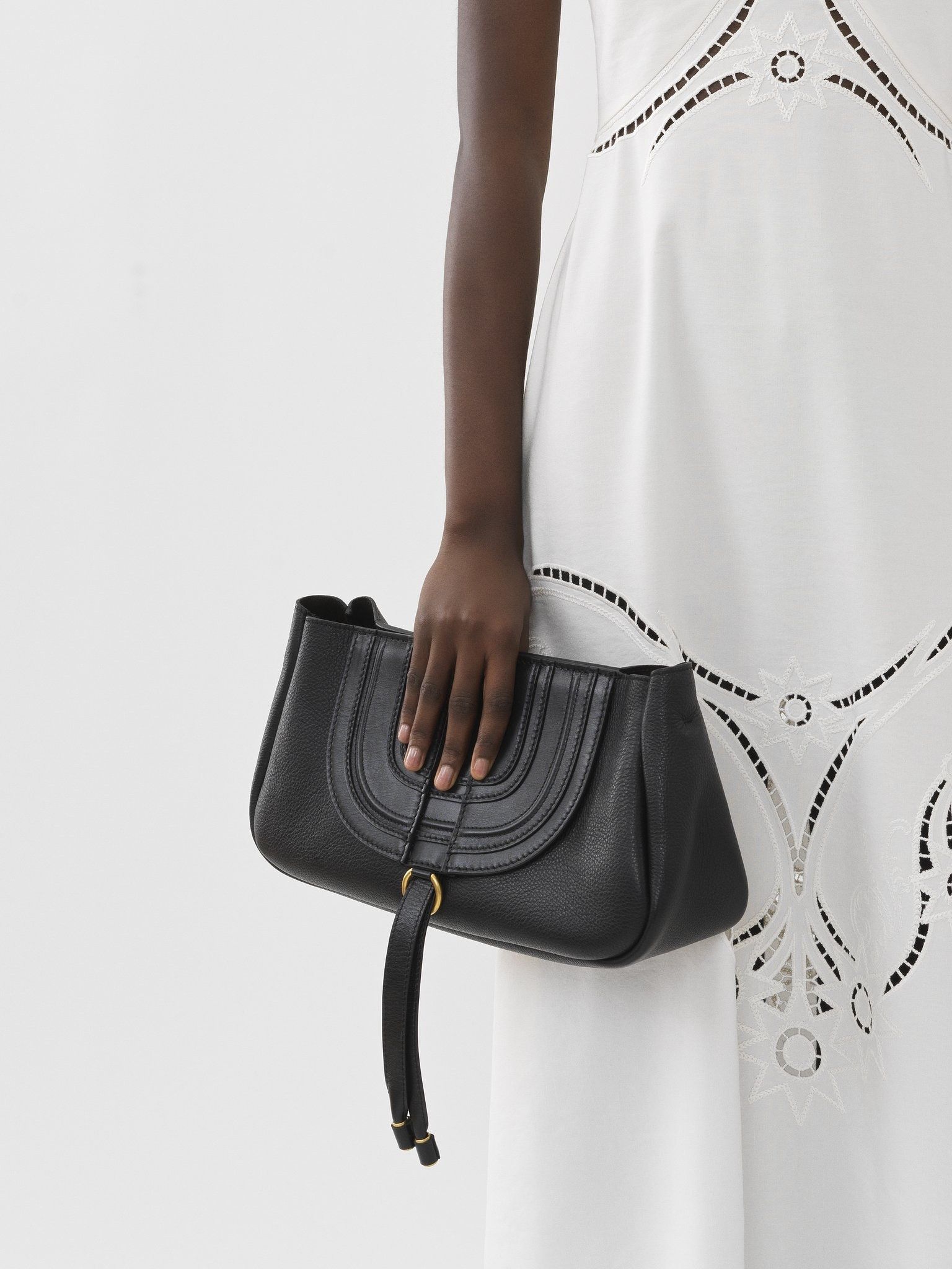Chloe o1loc1c1224 Size: OS / CHC23 Marcie Clutch in Black Size ONE SIZE - 2 Thumbnail