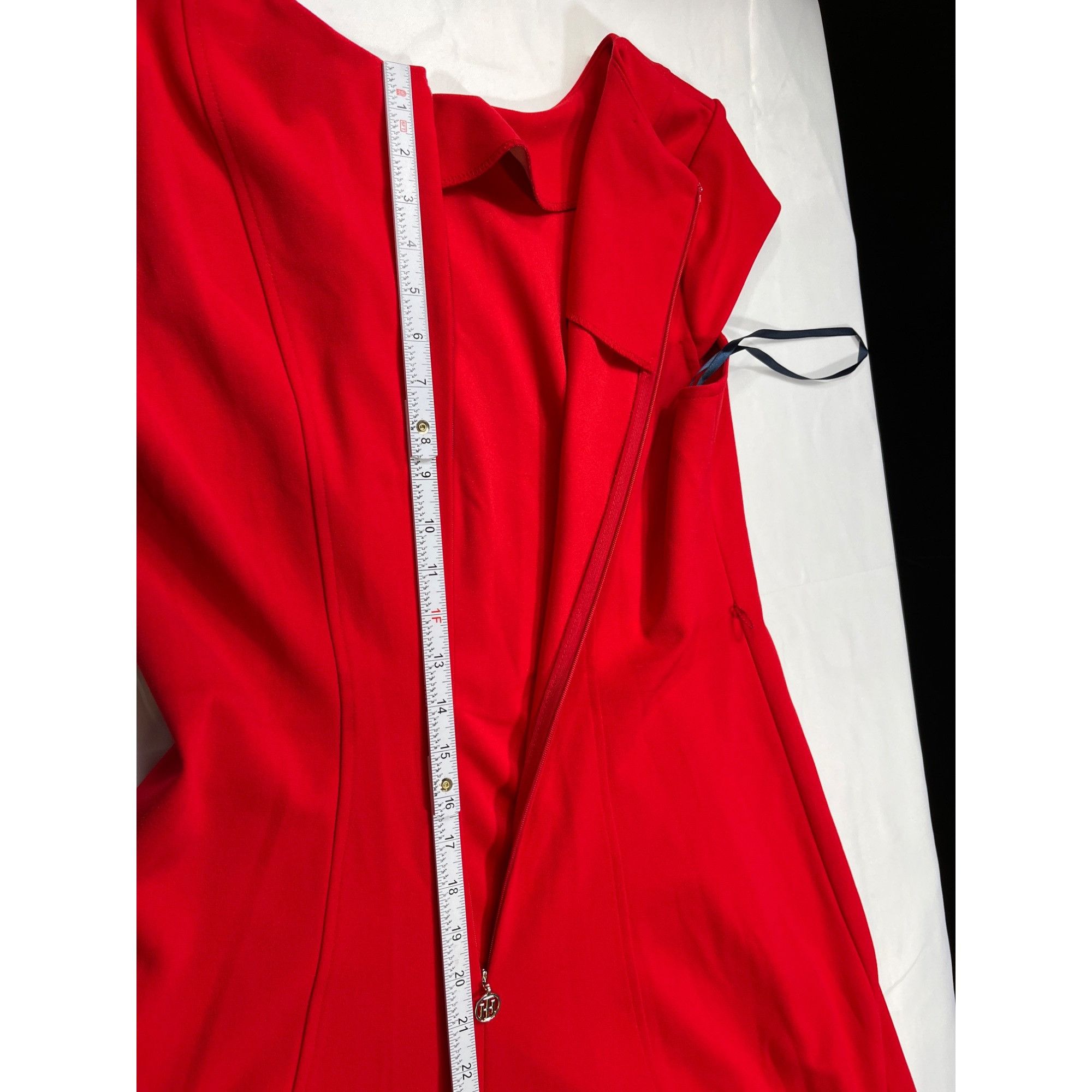 Tommy Hilfiger Tommy Hilfiger SKU 7616 Red Midi Dress With Cap Sleeves Size Size L / US 10 / IT 46 - 15 Thumbnail