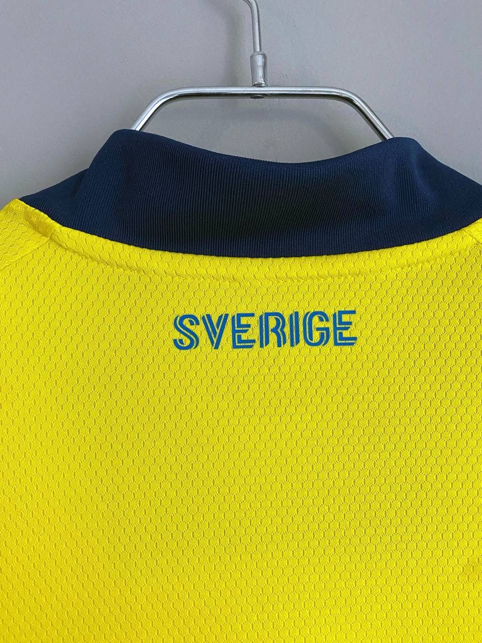 Adidas Sweden National Football Team 2021/22 Home Soccer Jersey, M Size US M / EU 48-50 / 2 - 11 Thumbnail