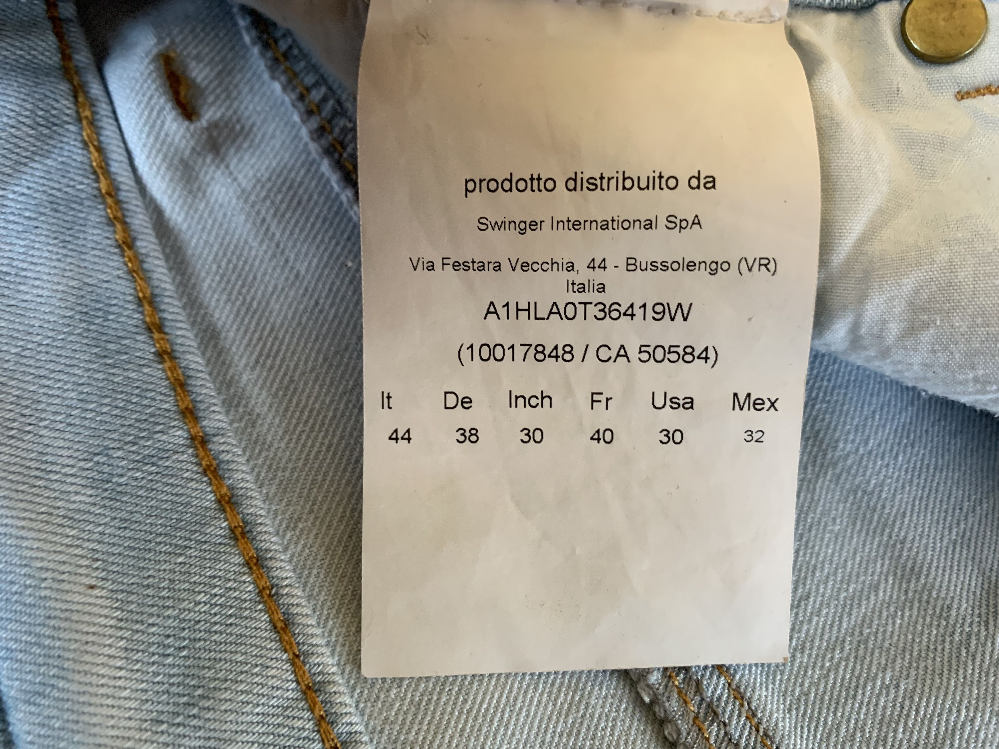 Versace Versace Vintage Light Blue Jeans Size 28" / US 6 / IT 42 - 9 Thumbnail