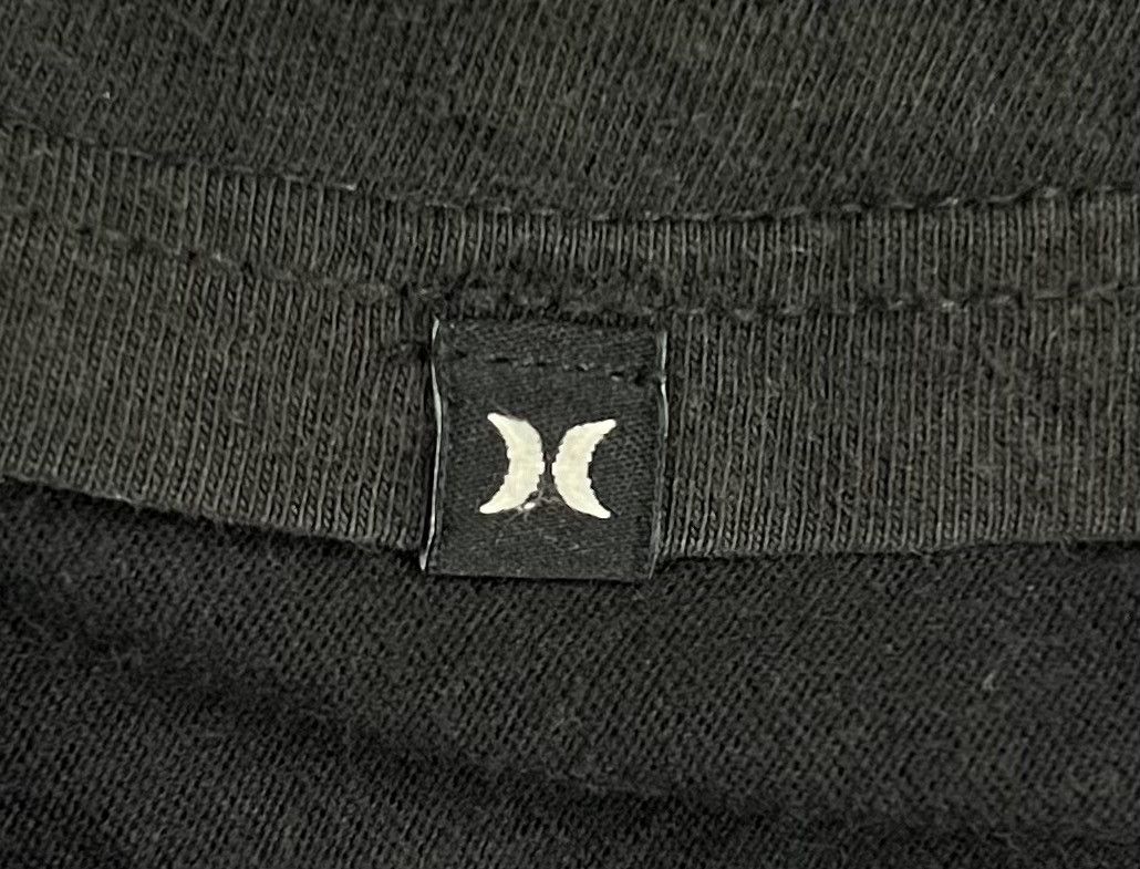 Hurley × Vintage Hurley Shirt Adult Mens White Spell Out Logo Size US L / EU 52-54 / 3 - 6 Thumbnail