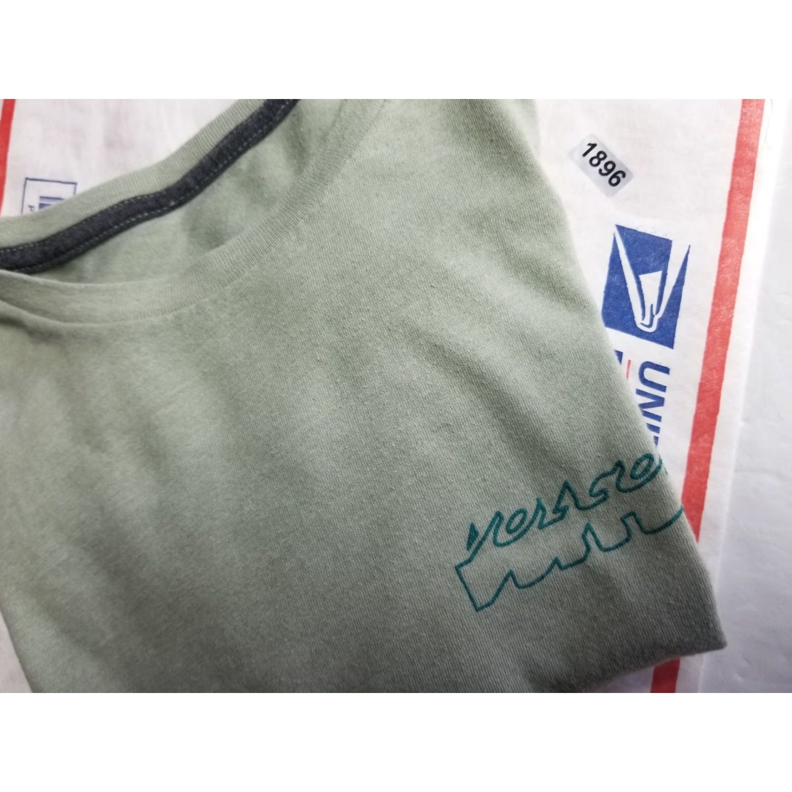 Volcom **Volcom Men's Green Medium T-Shirt** User: Volcom Men's Green Size Medium T-Shirt Size US M / EU 48-50 / 2 - 8 Thumbnail