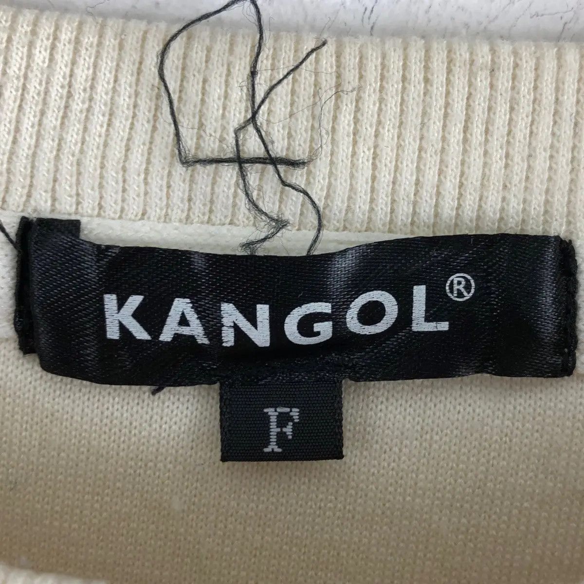 Kangol Vtg KANGOL UNITED KINGDOM Center Logo Beige Fleece Size L / US 10 / IT 46 - 6 Thumbnail