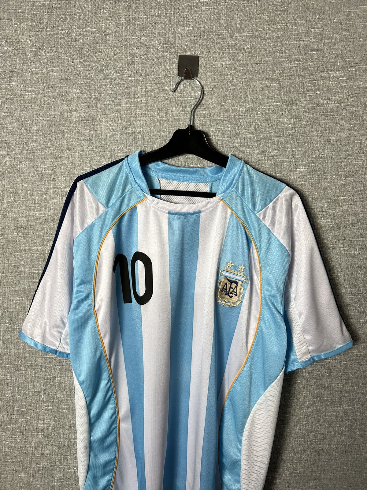 Vintage 🇦🇷 Argentina Logo Football Retro Jersey #10 Diego Maradona Size US L / EU 52-54 / 3 - 2 Thumbnail