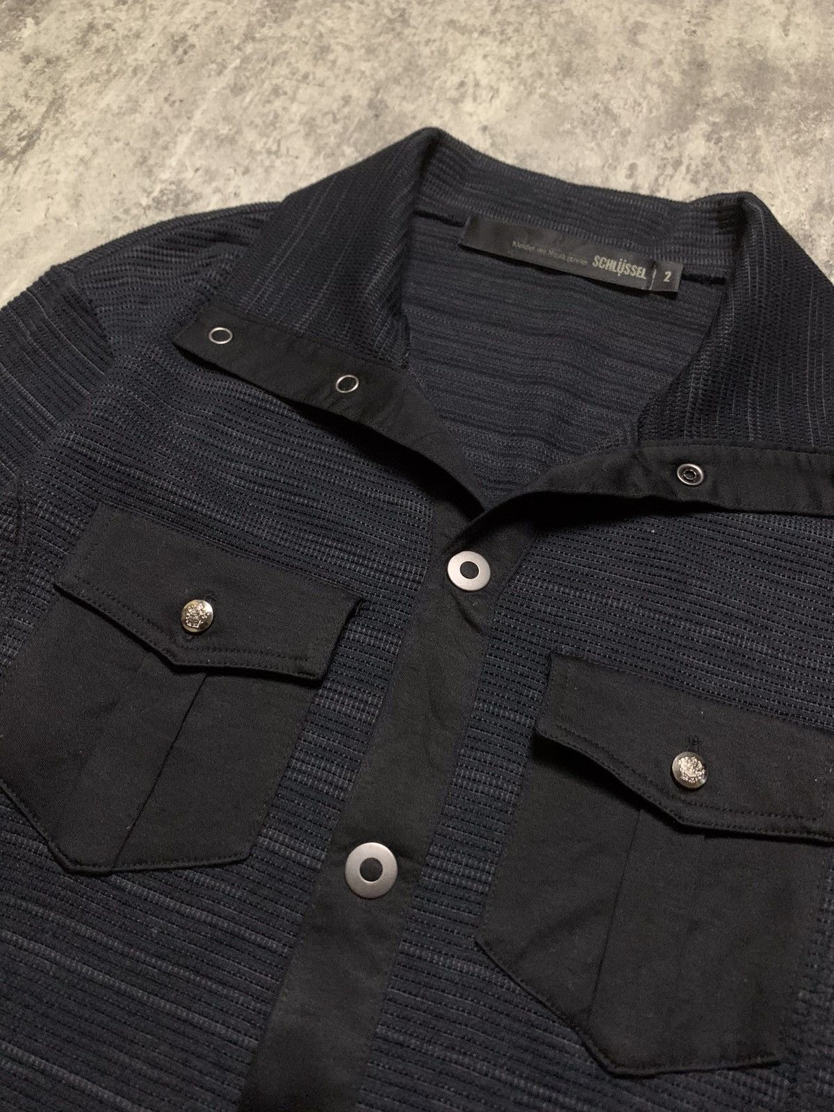 Japanese Brand Schlussel Black Button Up Size US M / EU 48-50 / 2 - 4 Thumbnail