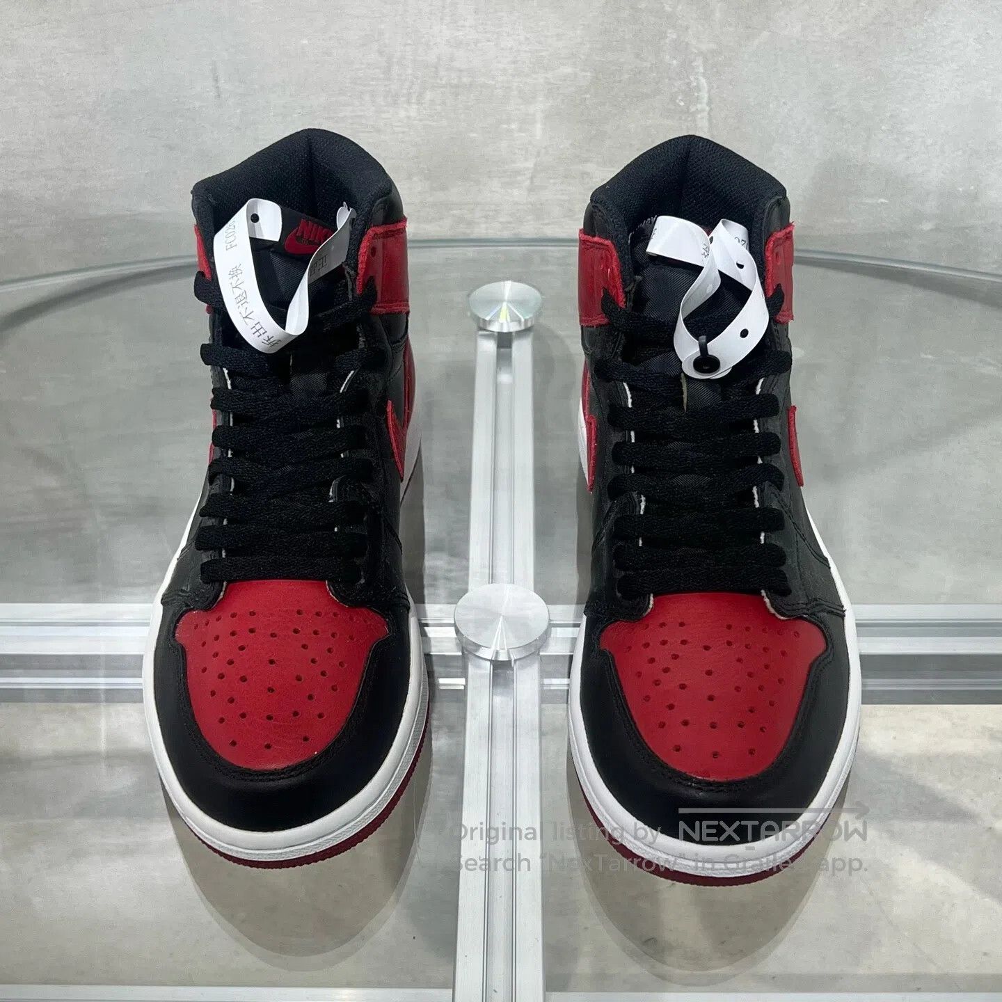 Nike Nike AJ1 Black and Red shoes Size US 9 / EU 42 - 2 Thumbnail