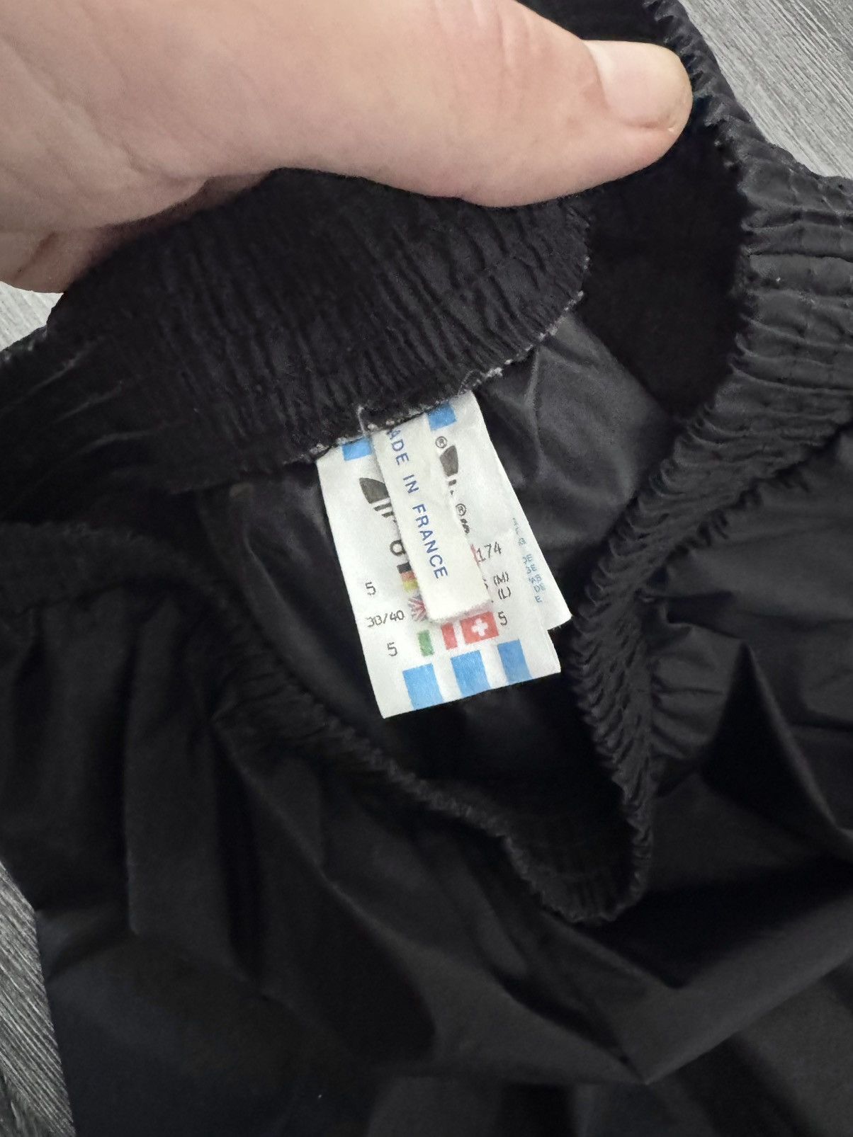 Adidas 90s Vintage Adidas Rain Track Pants Size US 32 / EU 48 - 4 Thumbnail