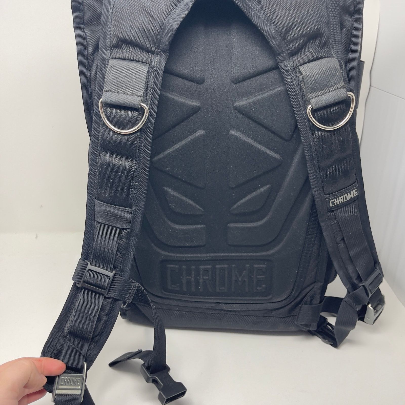 Chrome Industries Chrome Industries Niko Camera Backpack 3.0 Bag 18" Laptop Size ONE SIZE - 4 Thumbnail