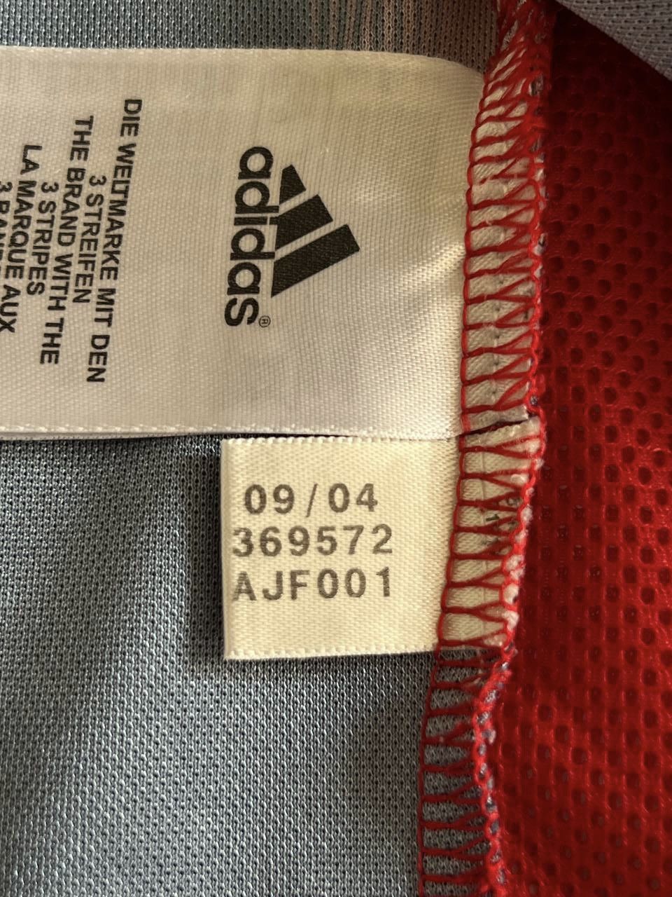 Adidas × Vintage Adidas AC Milan 04/05 Football Shirt #3 Maldini Jersey Size US L / EU 52-54 / 3 - 15 Thumbnail