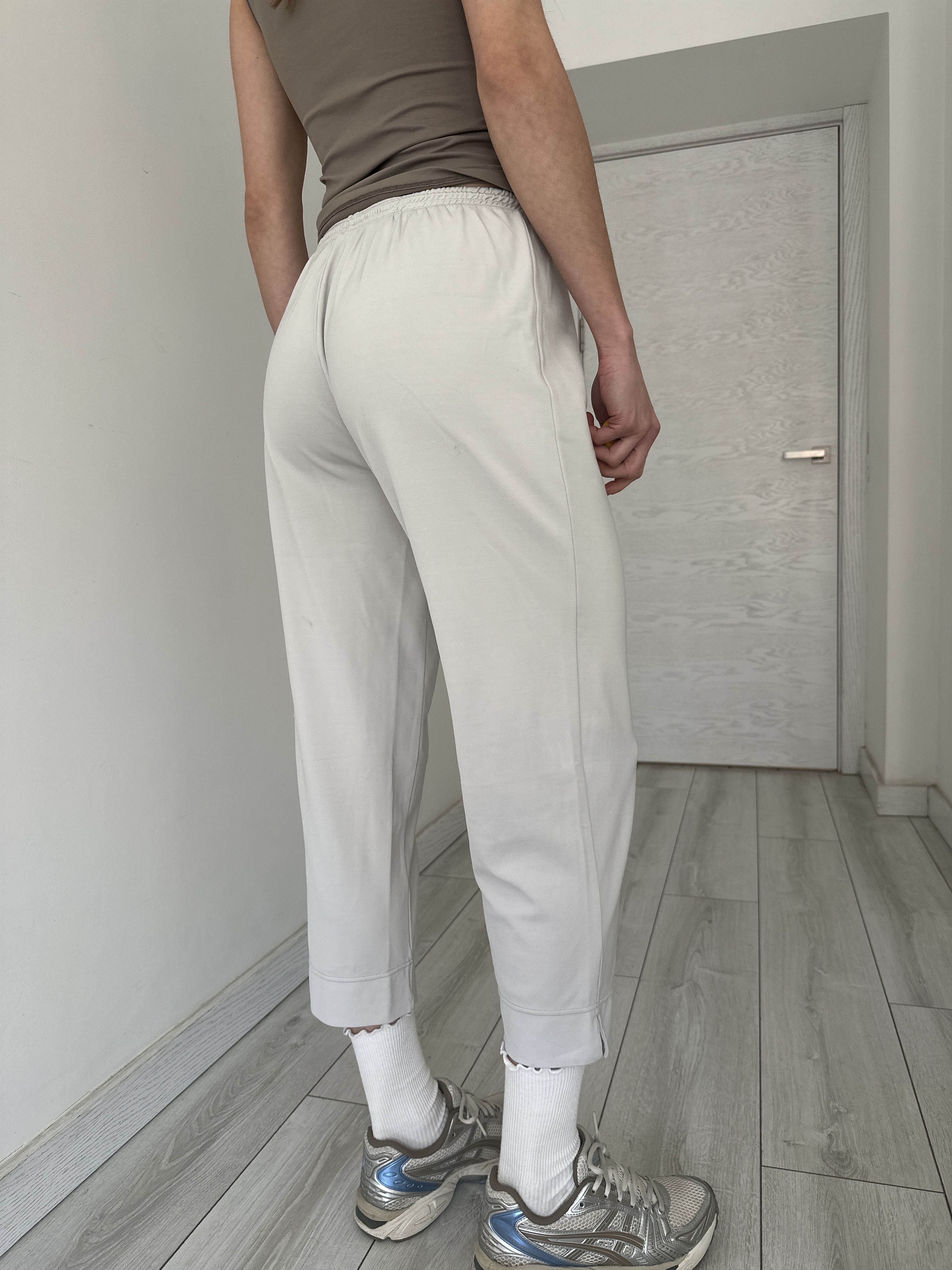 Marithe + Francois Girbaud Marithe Francois Girbaud Cream Trousers Pants Size 28" / US 6 / IT 42 - 3 Thumbnail